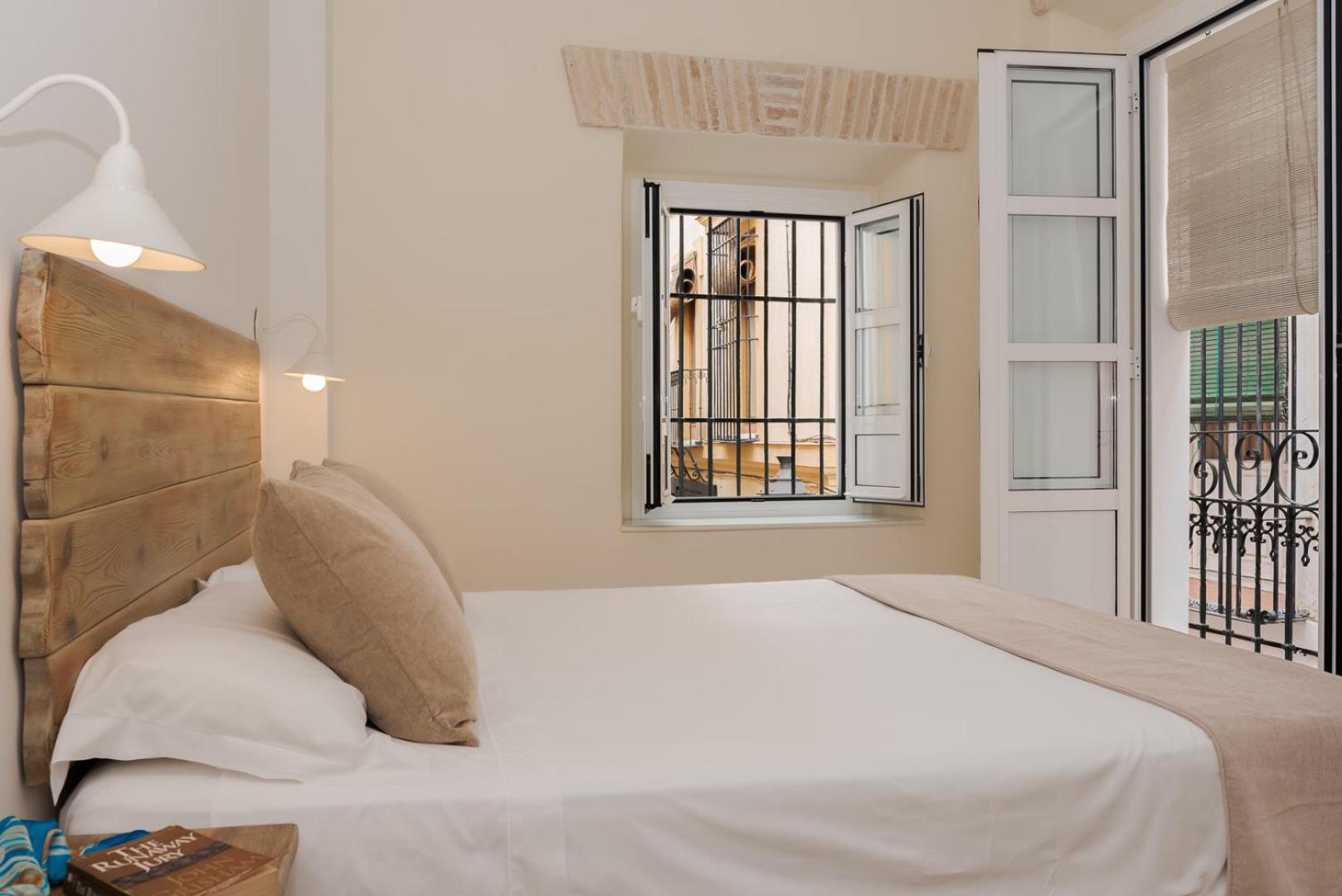 Double Room - Photo 20
