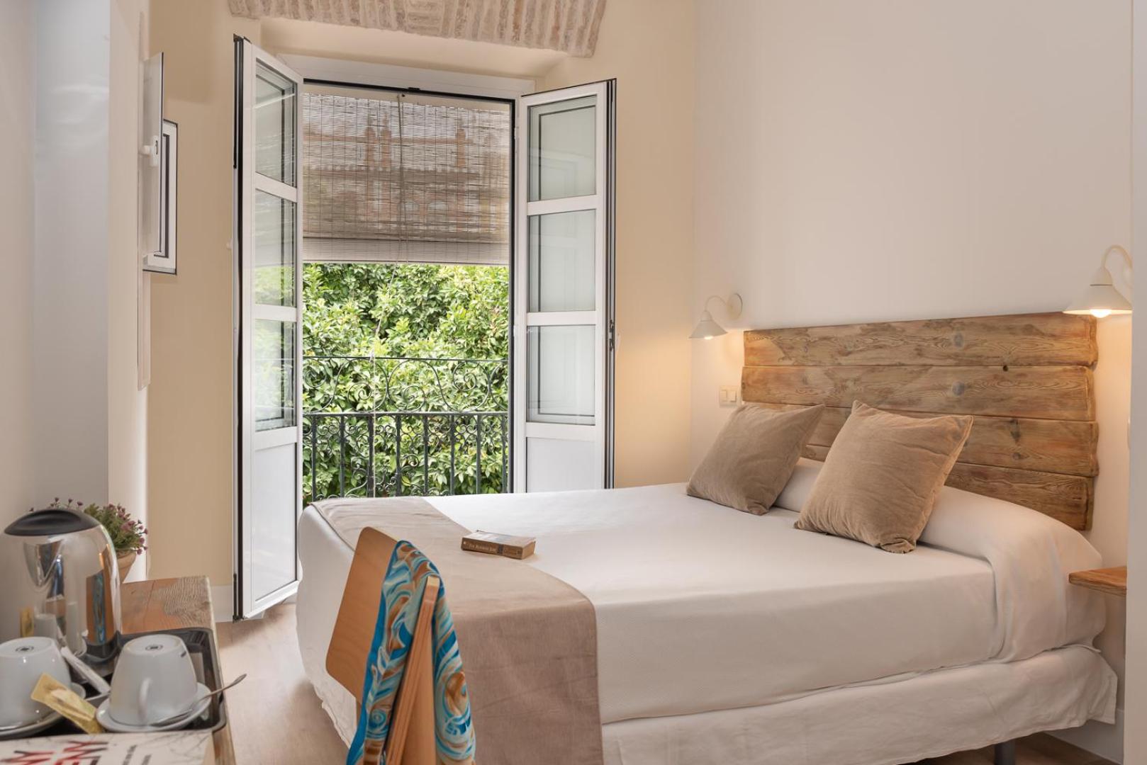 Double Room - Photo 3
