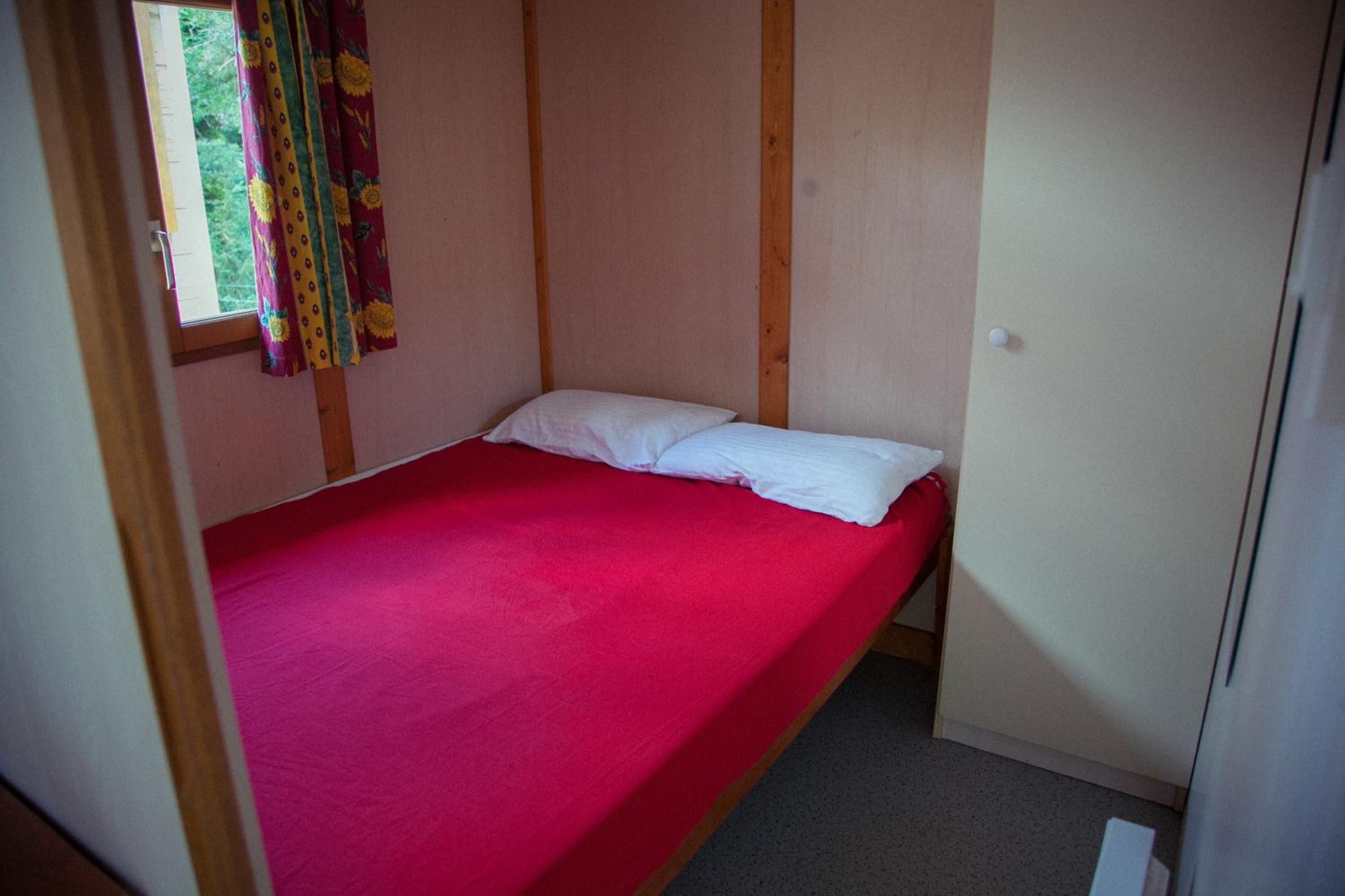 Bungalow de Dos Habitaciones (5 Adultos)