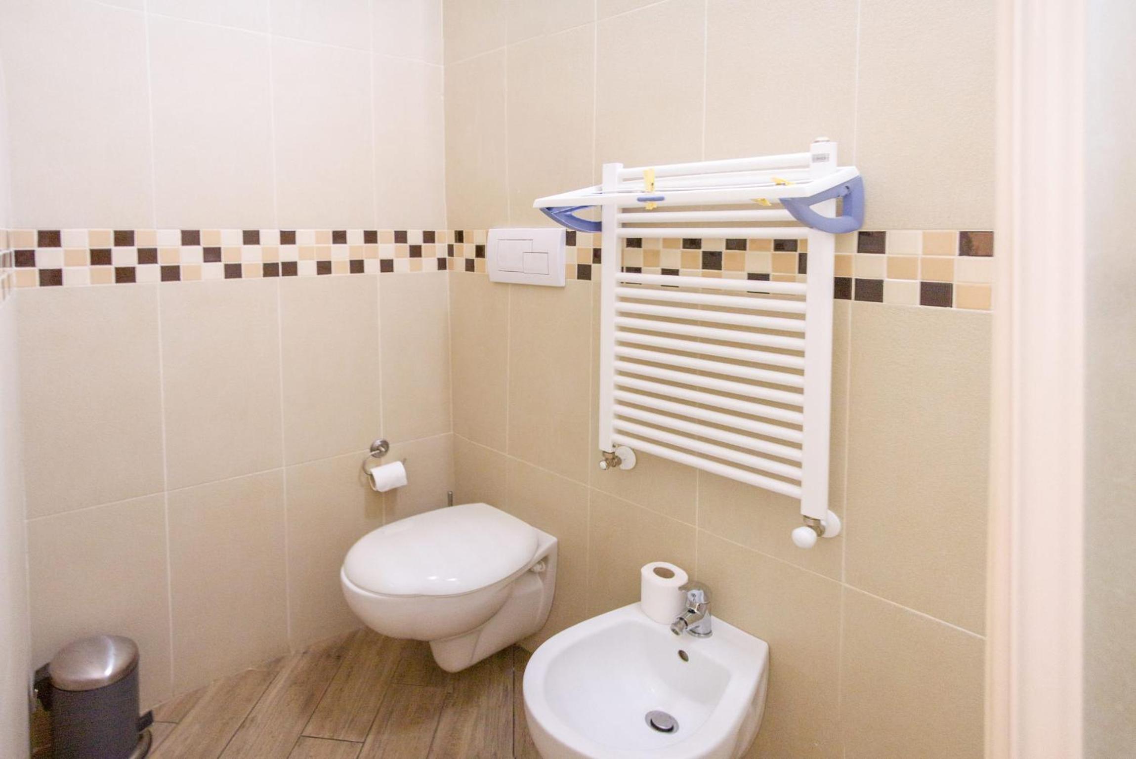 Double Room - Photo 3