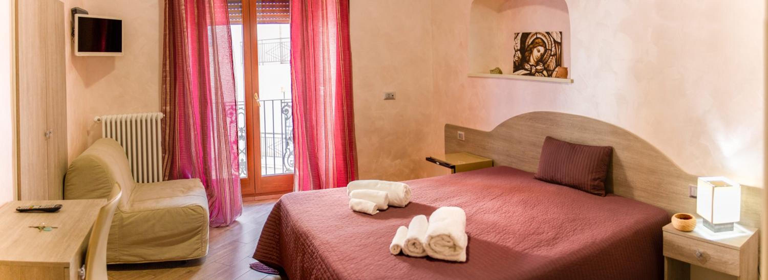 Triple Room - Photo 2
