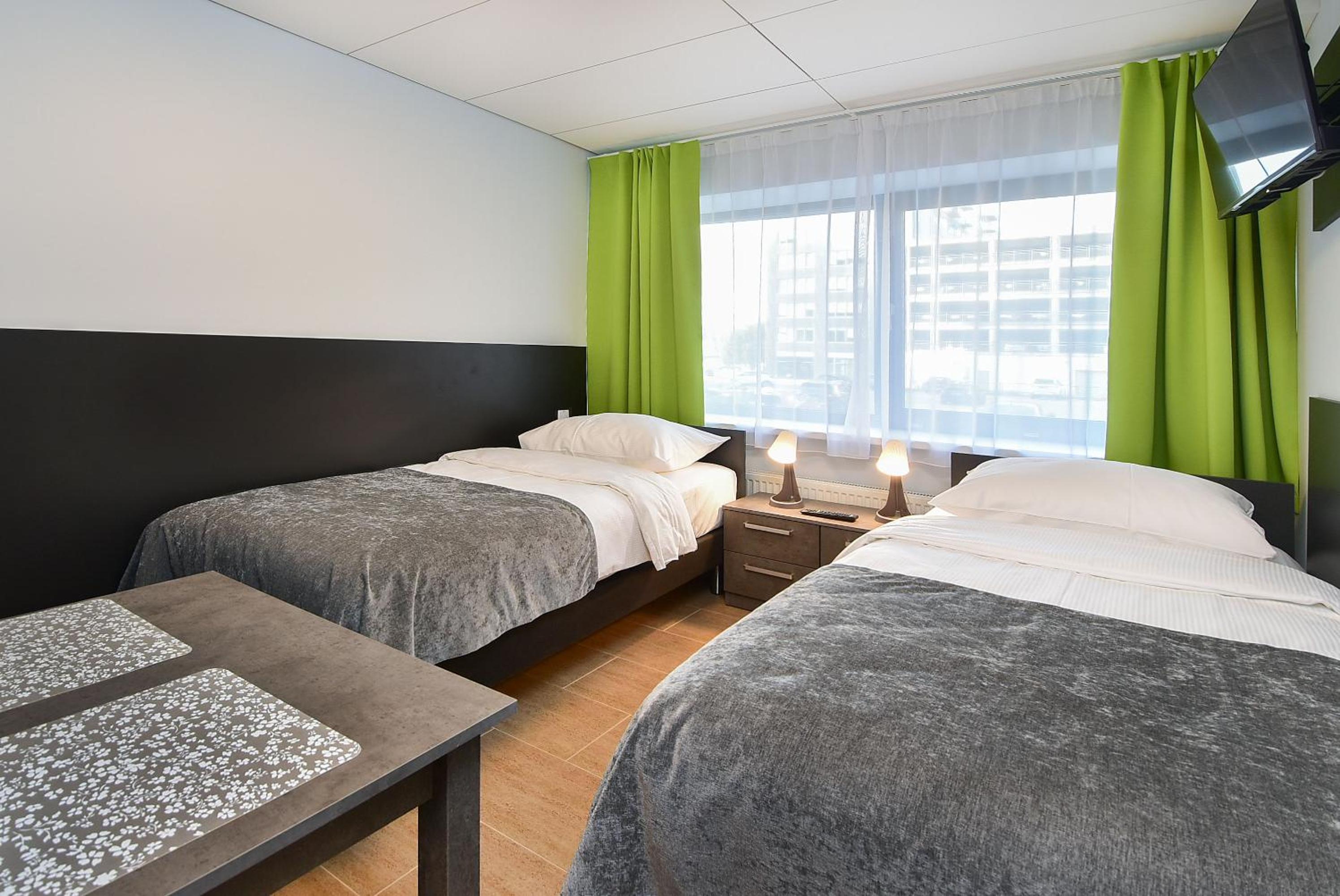 Twin Room - Photo 4