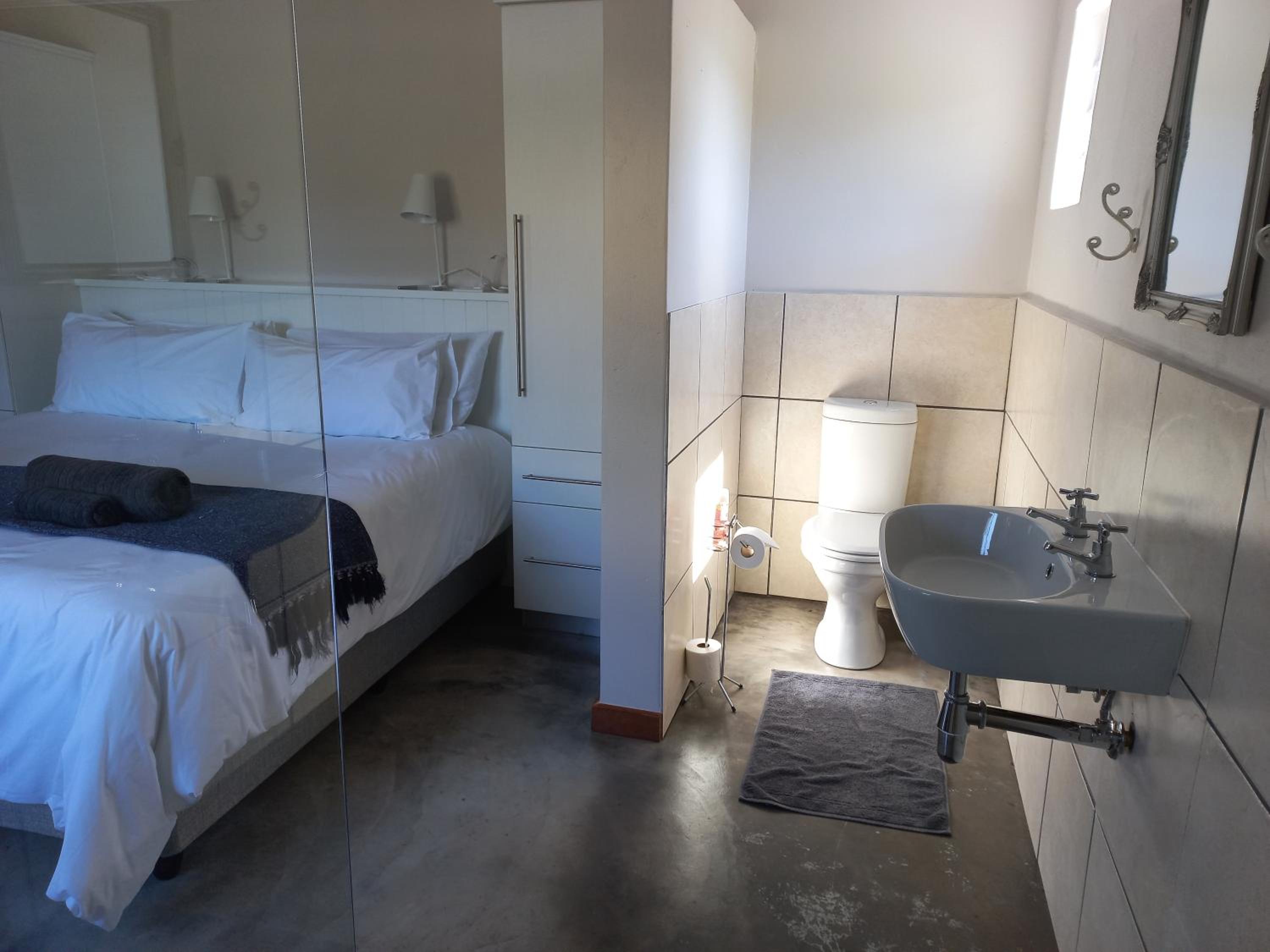King Room with Garden View photo 2