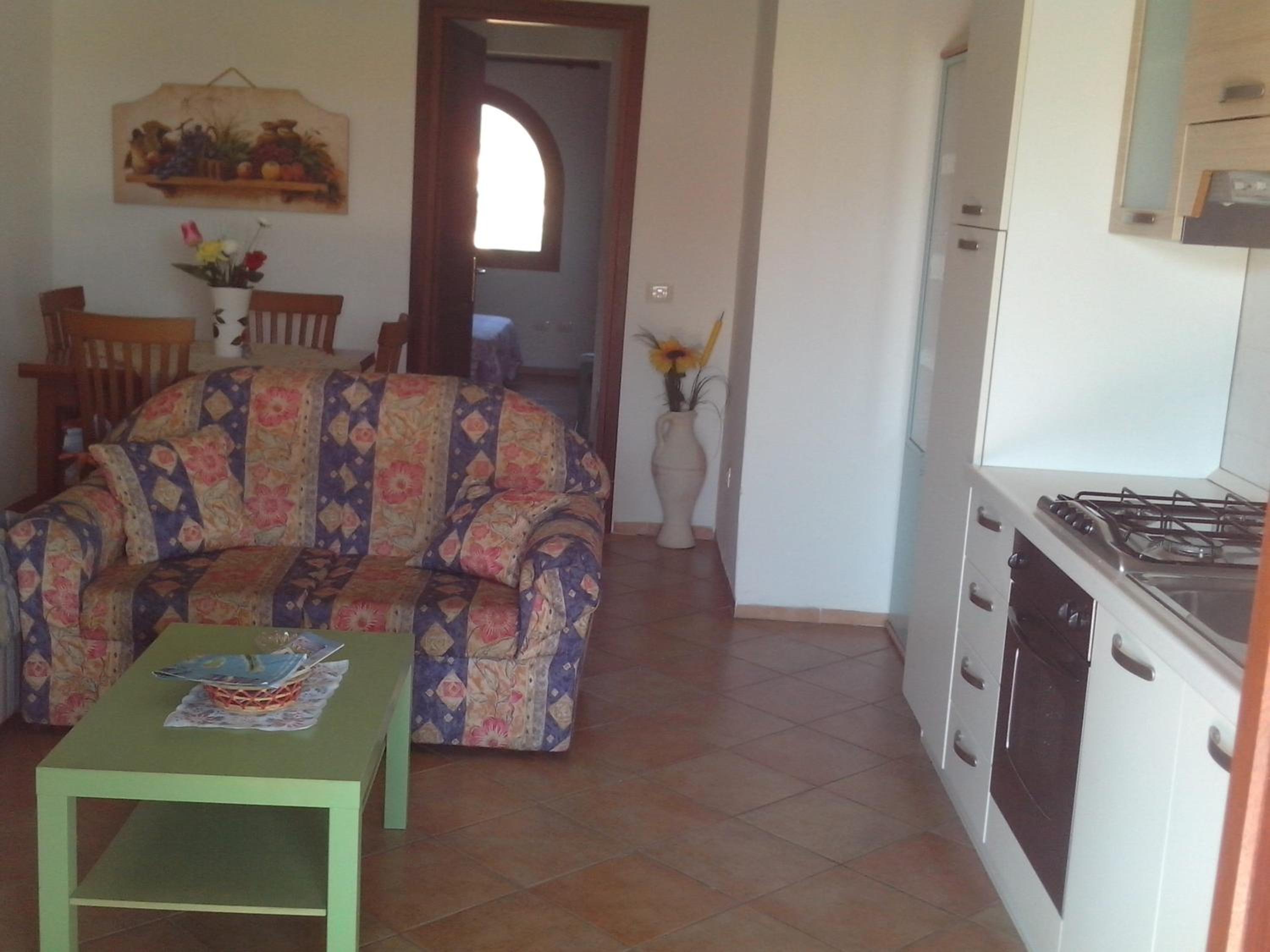One-Bedroom Apartment with Terrace photo 2