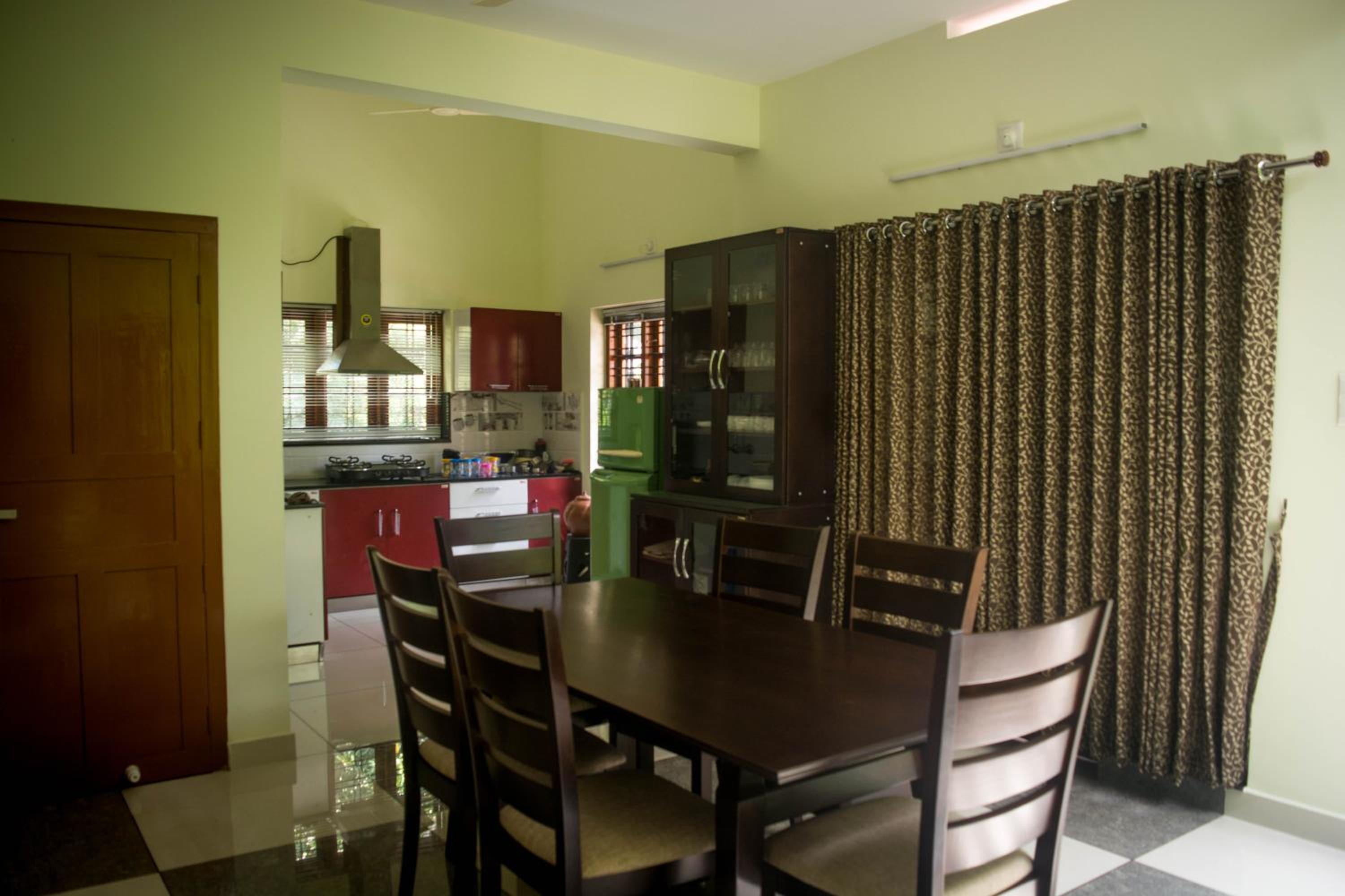 Deluxe Double Room - Photo 9