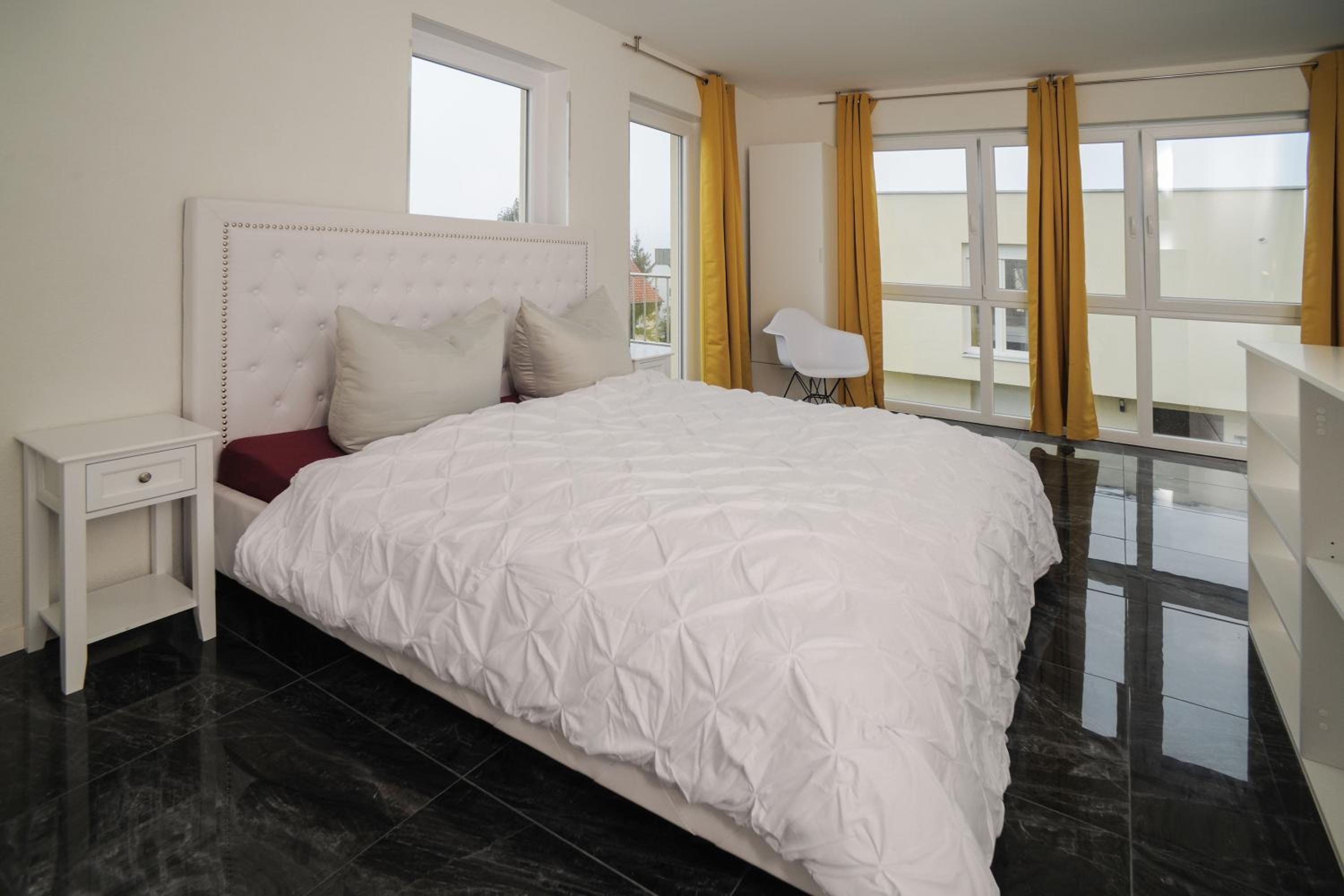 Apartment - Split Level