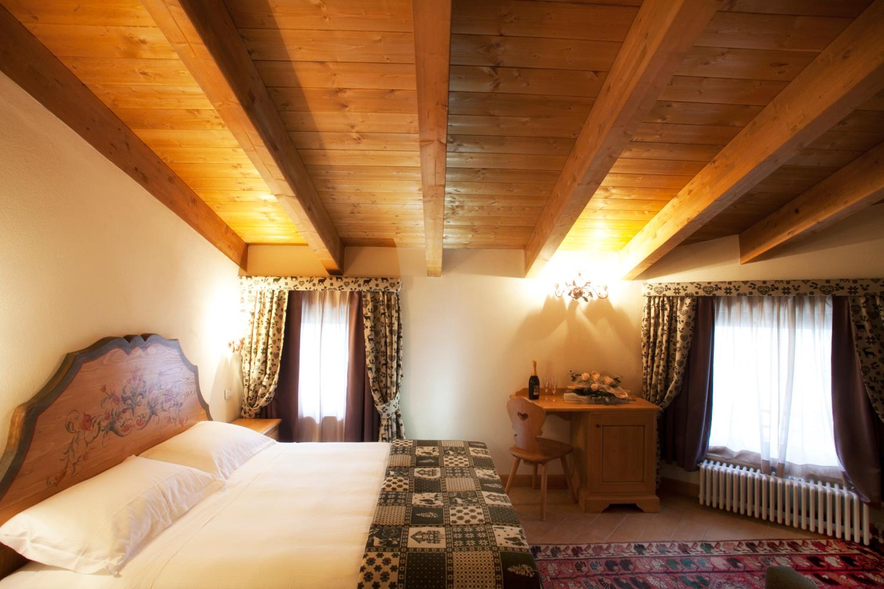 Double or Twin Room - Photo 11