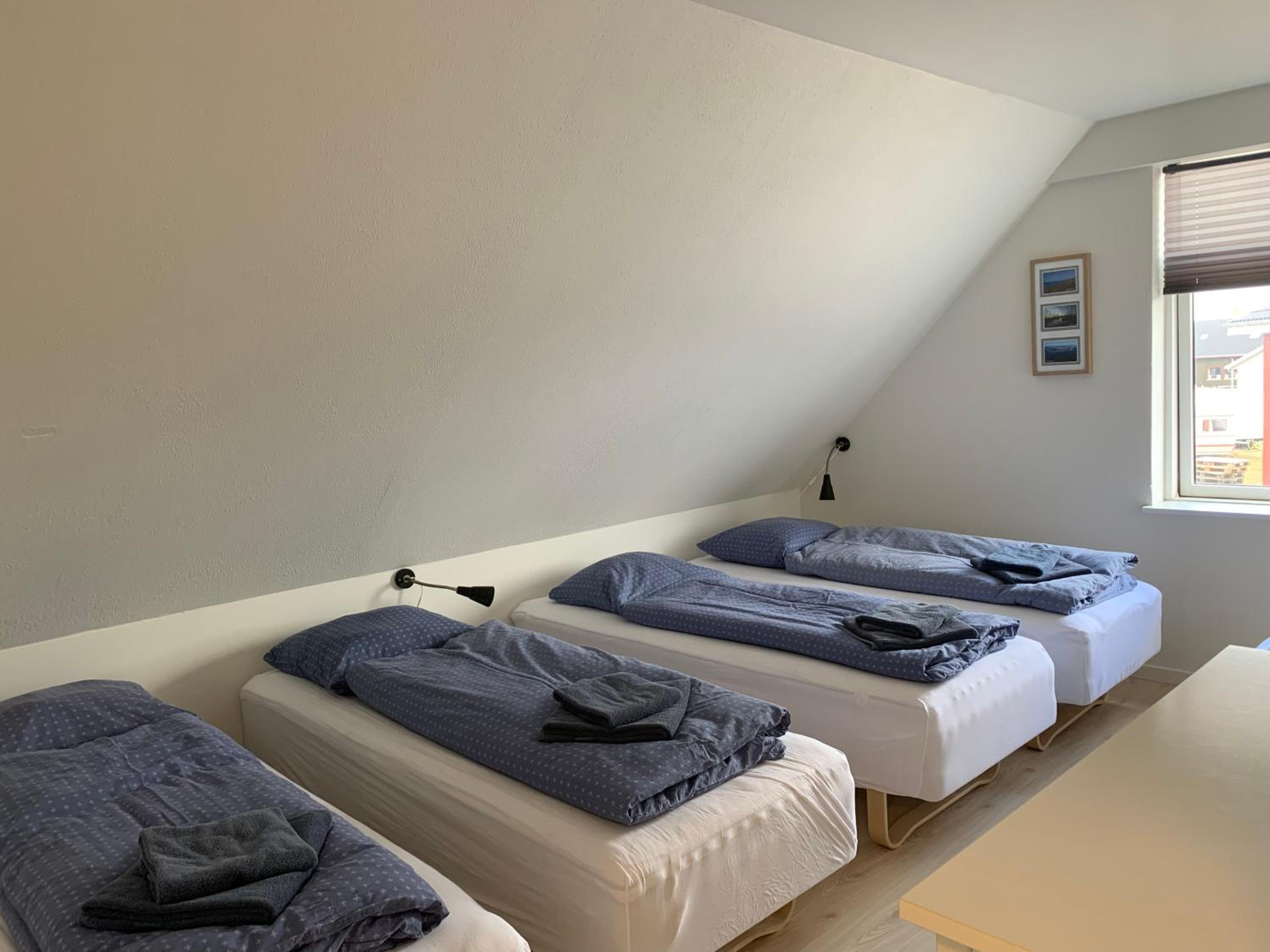 Quadruple Room with Sea View - Photo 2