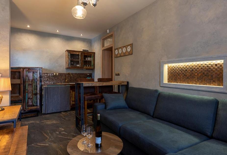 One-Bedroom Apartment - Photo 23