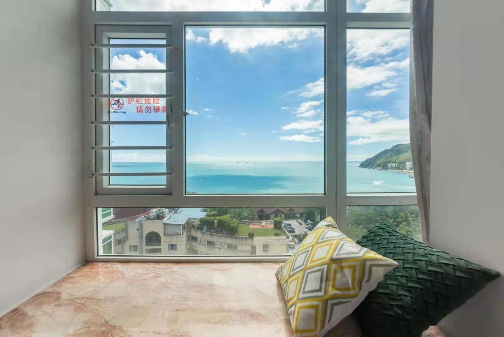Four Bedroom with Sea View  - Photo 3