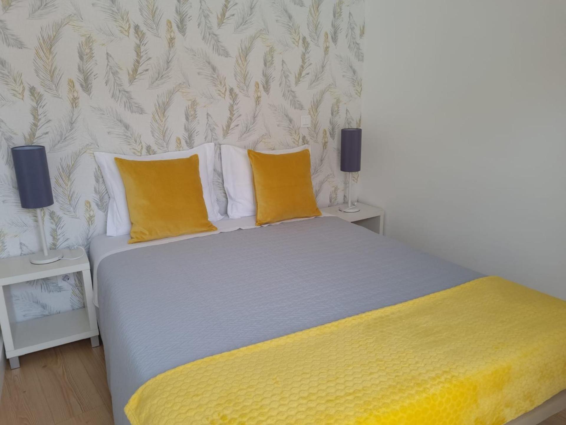One-Bedroom Apartment - Photo 8