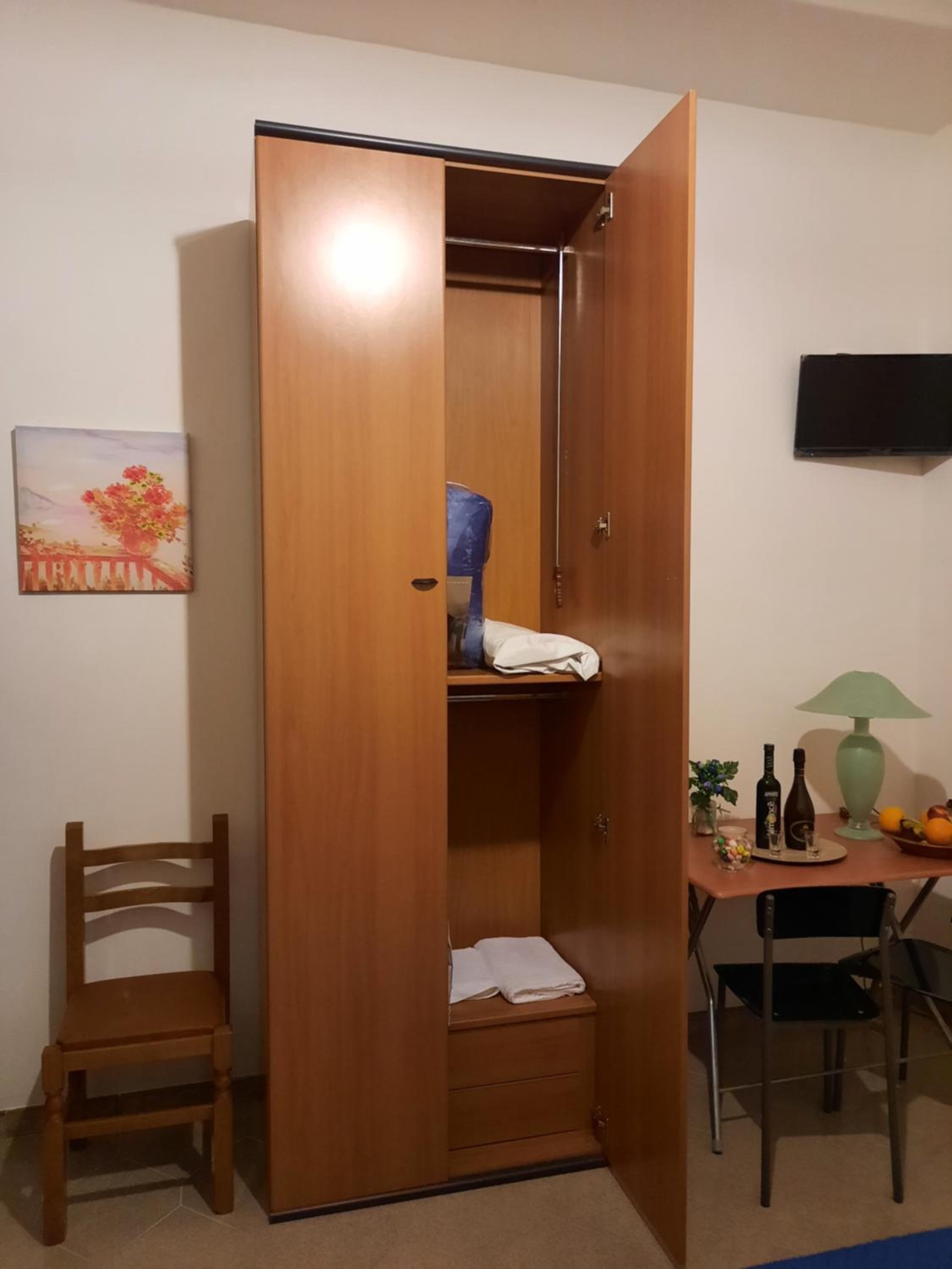 Large Double Room photo 3