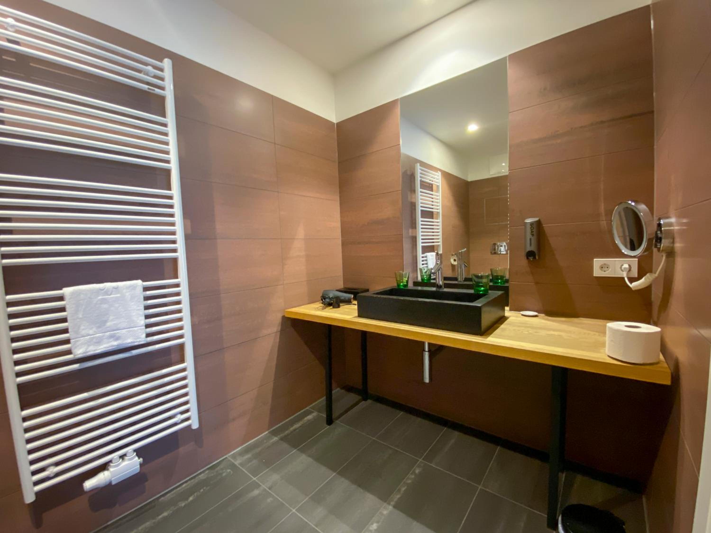 Small Deluxe Apartment - Photo 22