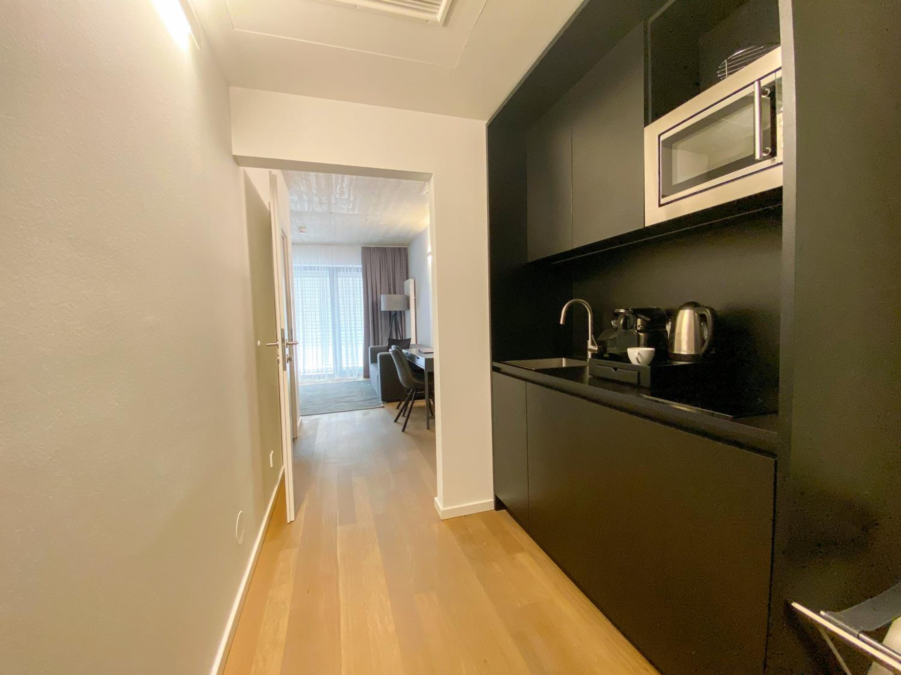 Small Apartment - Photo 14