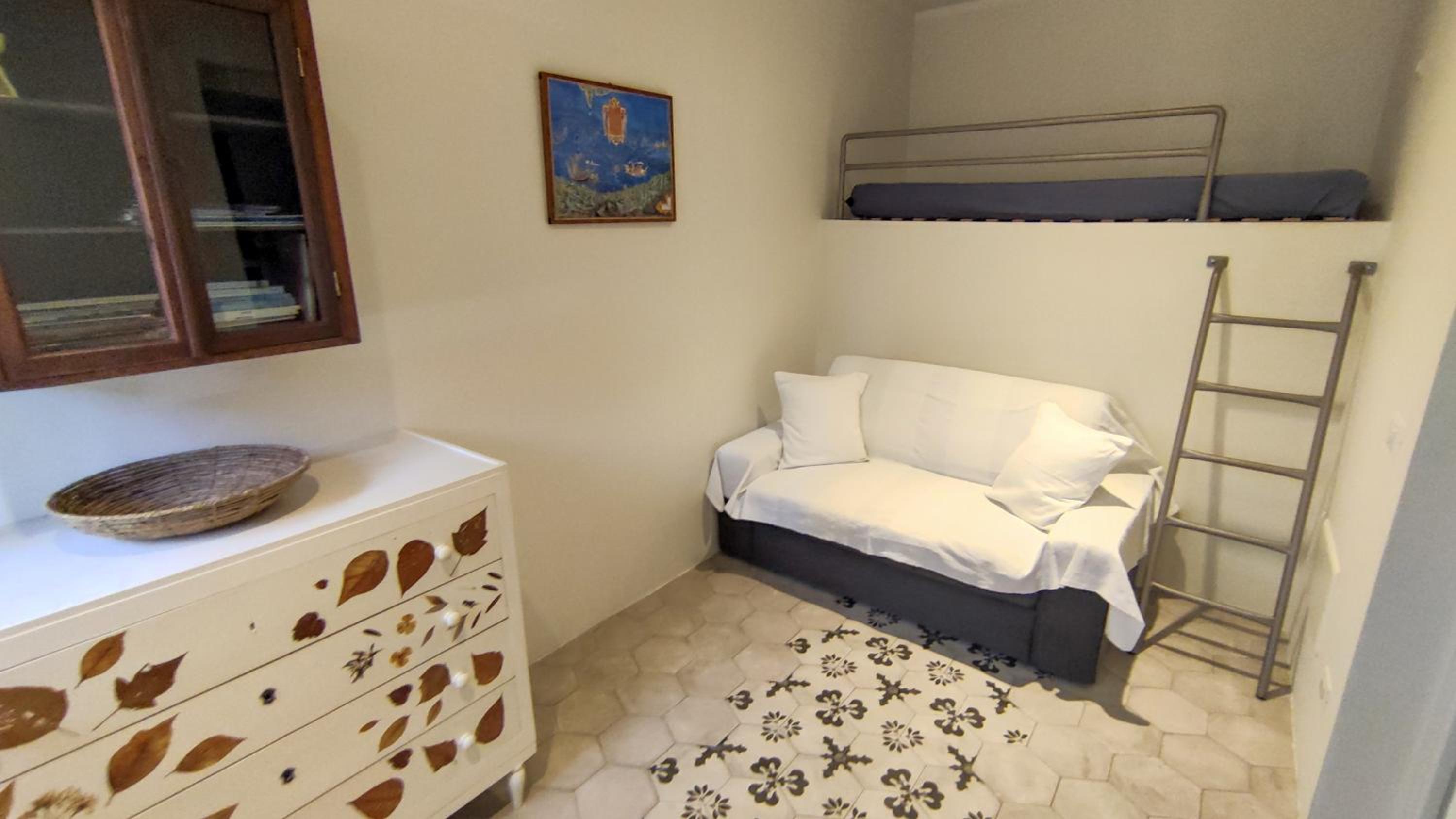 Two-Bedroom Deluxe Apartment photo 3