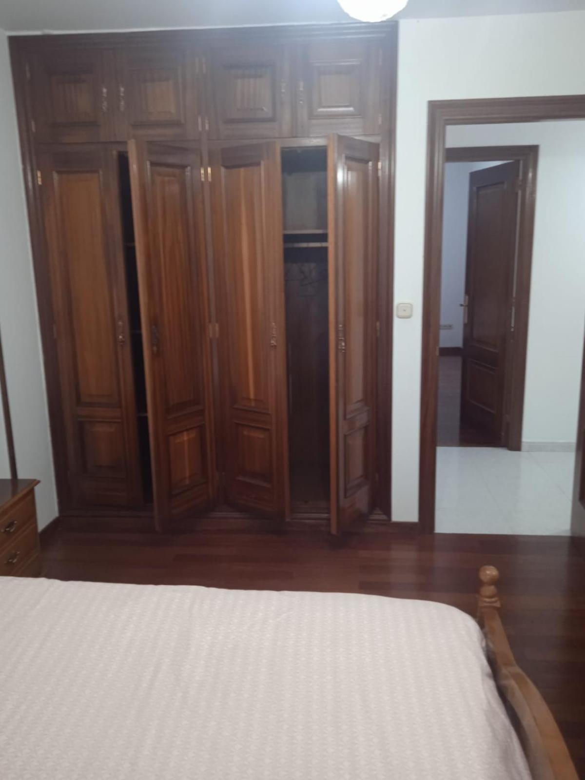 Three-Bedroom Apartment - Photo 15