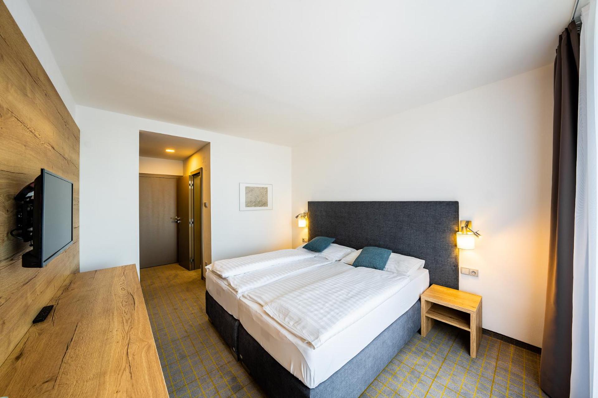 Deluxe Double Room - Photo 1