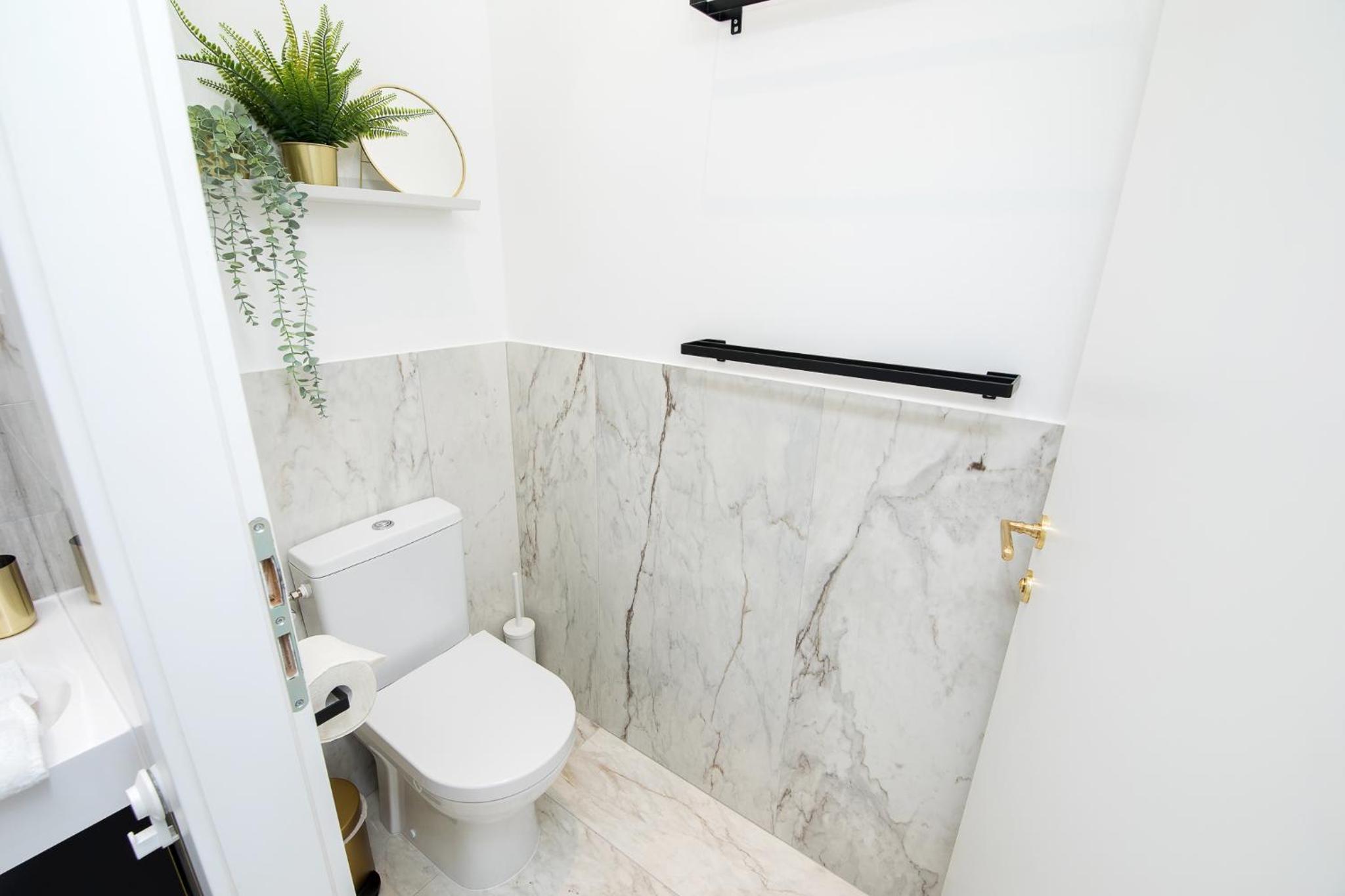 Apartment - Photo 18