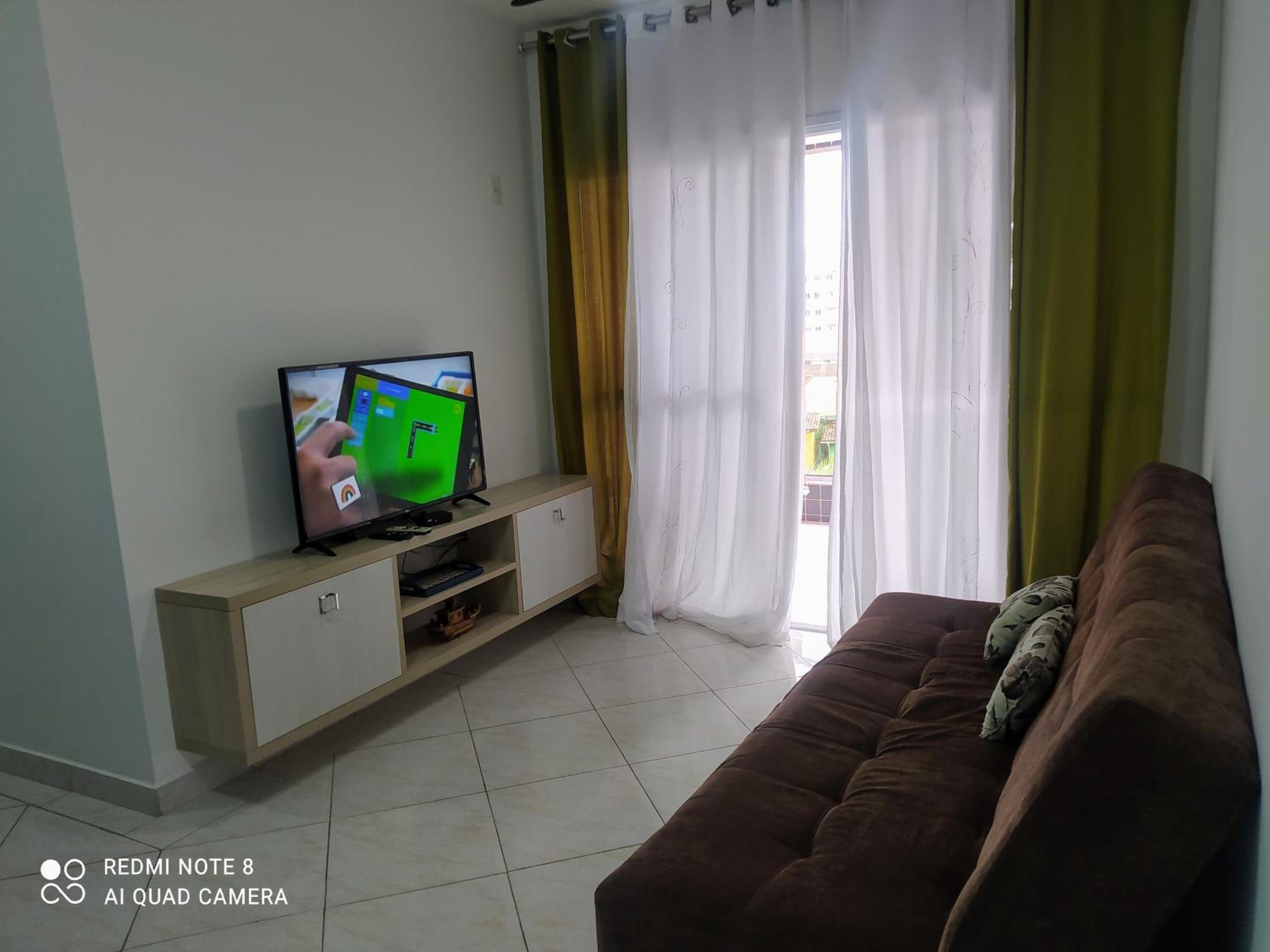 Three-Bedroom Apartment - Photo 29