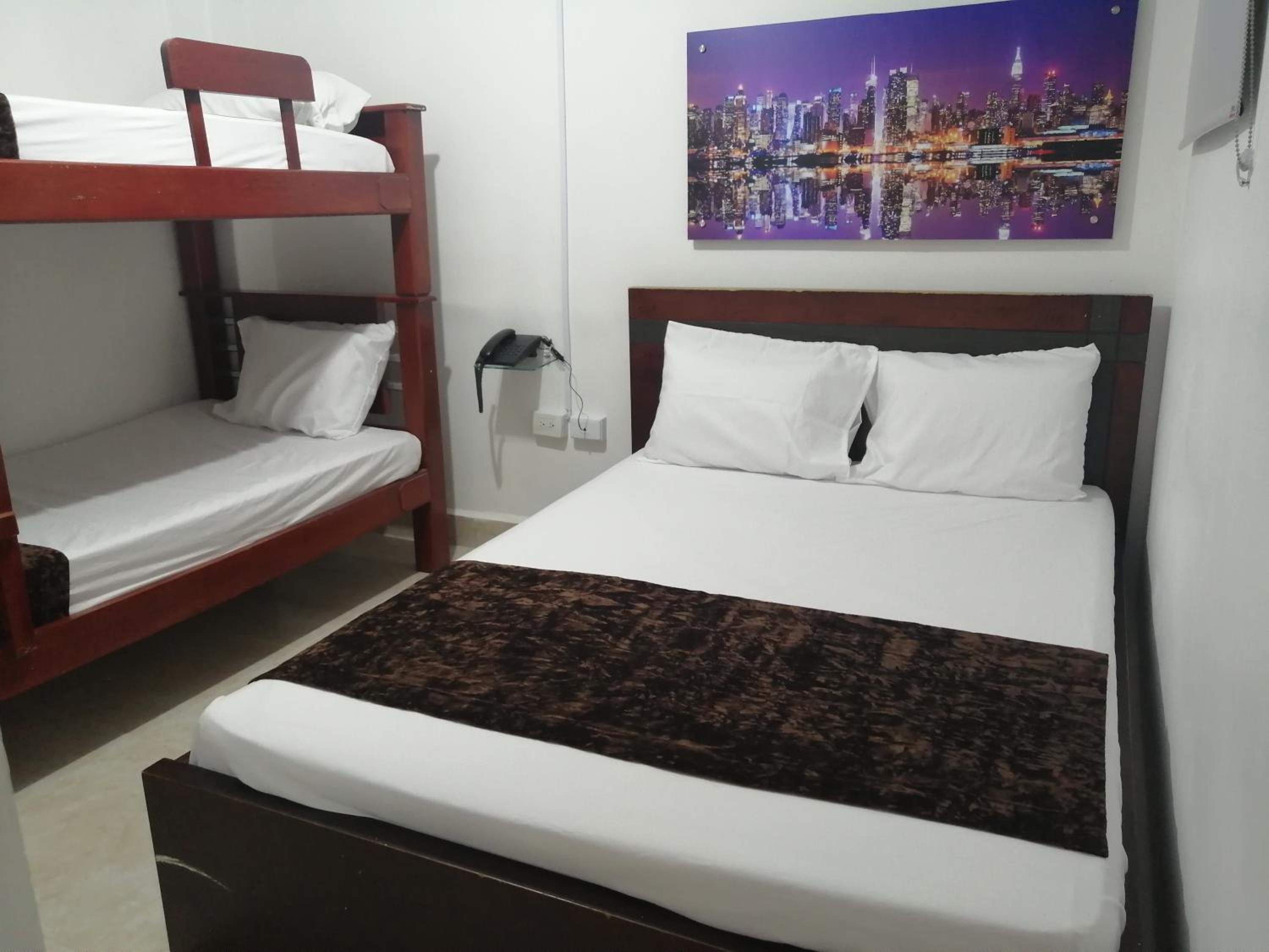 Budget Triple Room - Photo 3