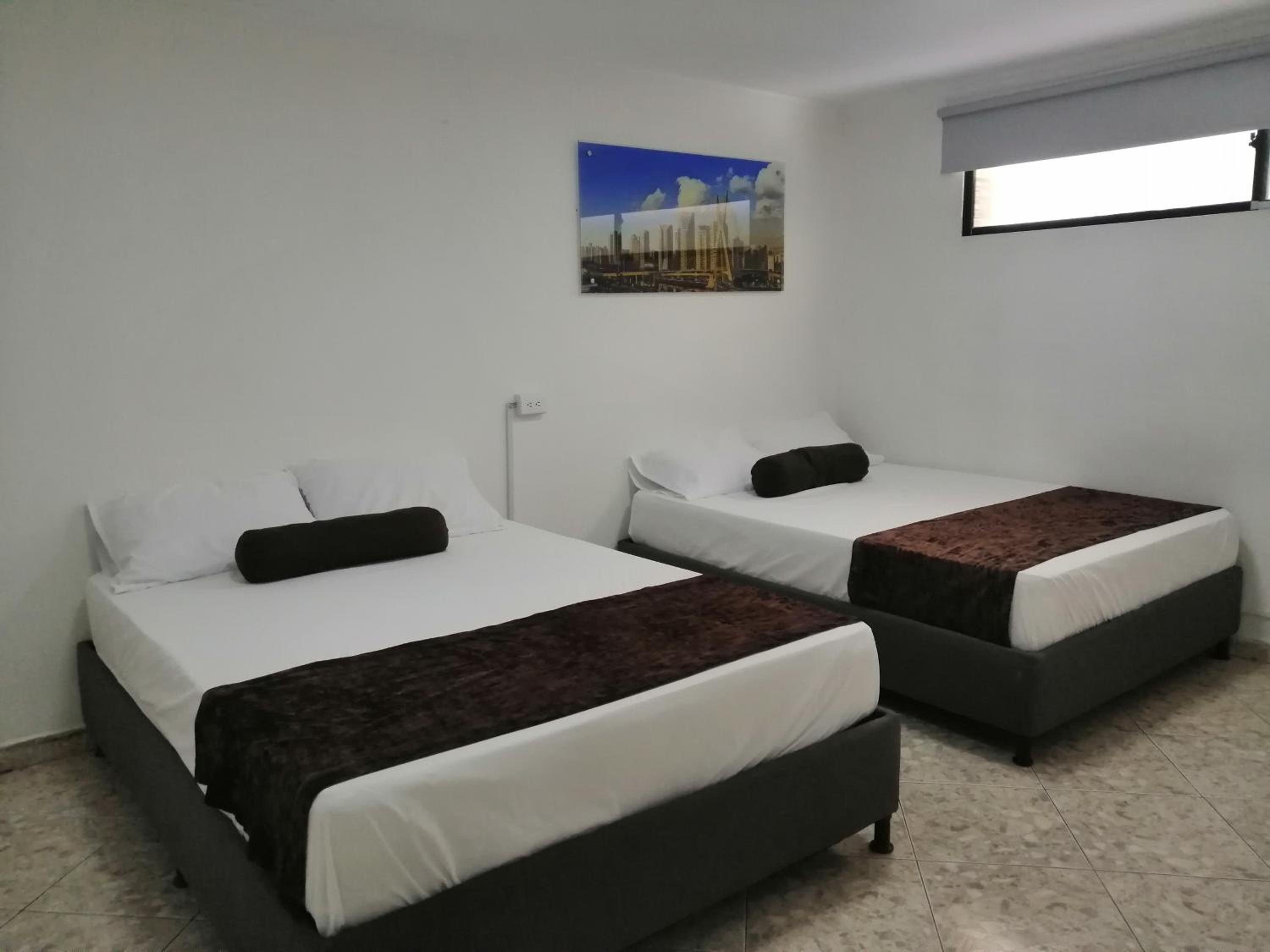 Budget Triple Room - Photo 21