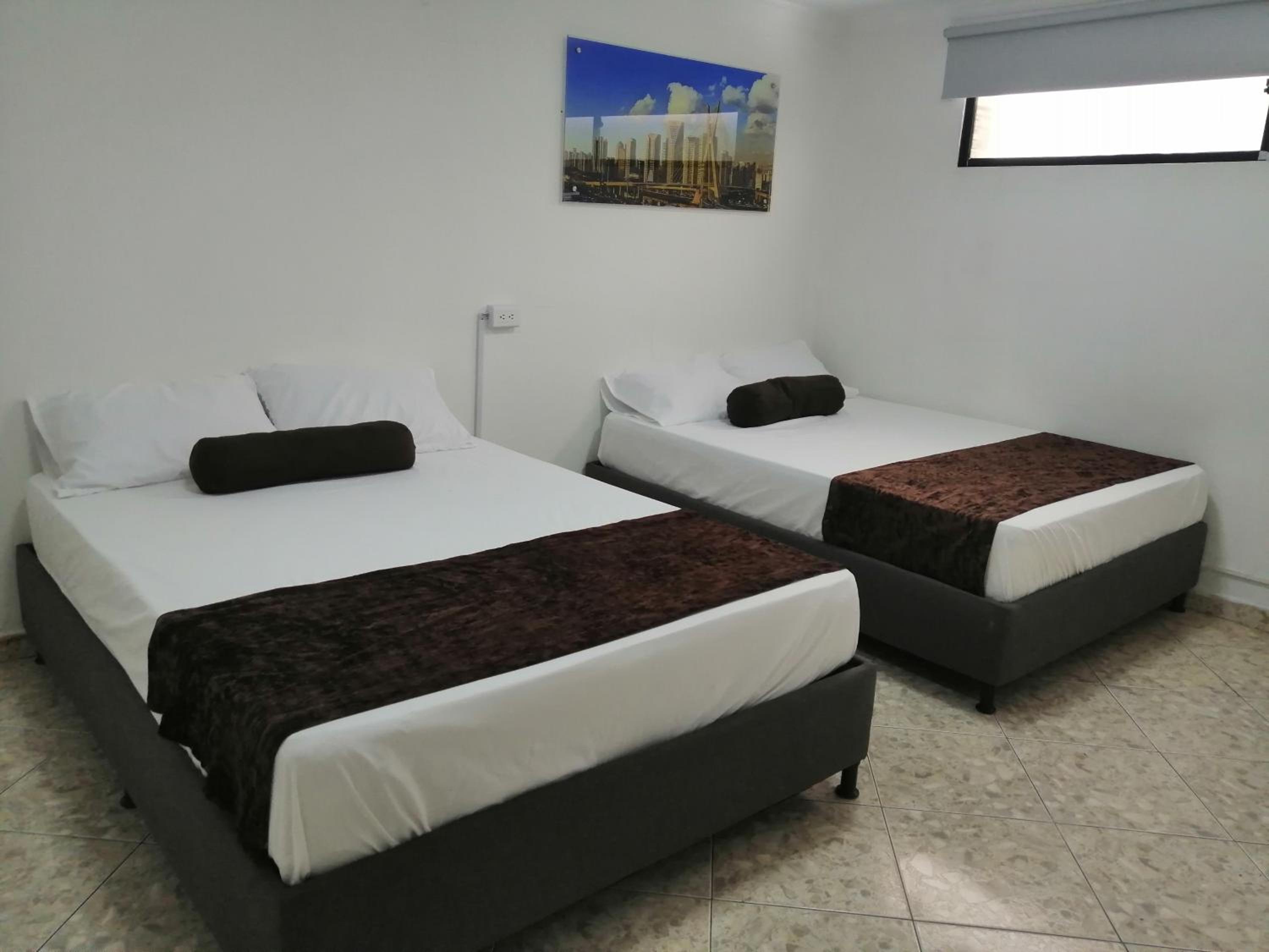 Budget Triple Room - Photo 22