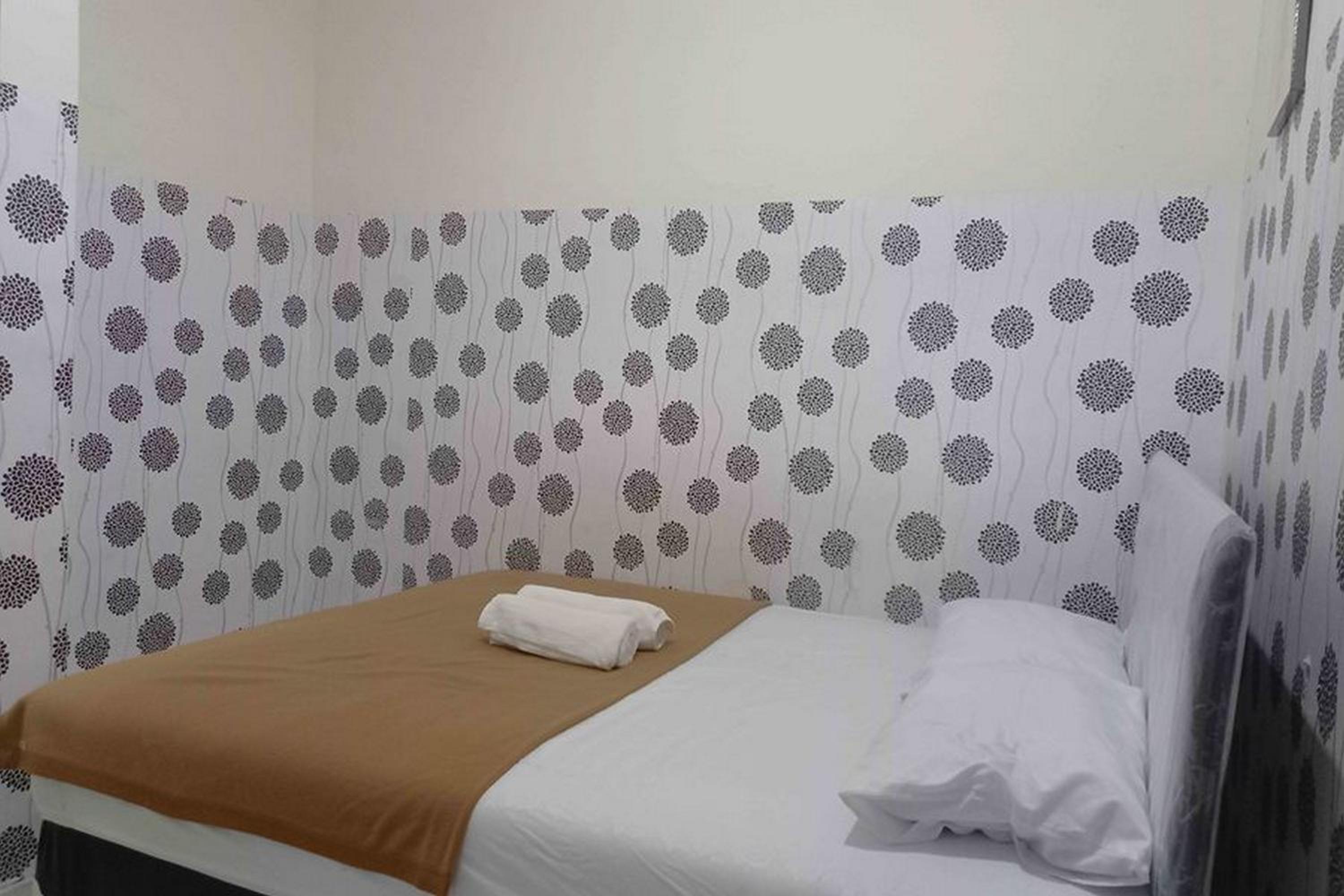 Economy Double Room photo 2