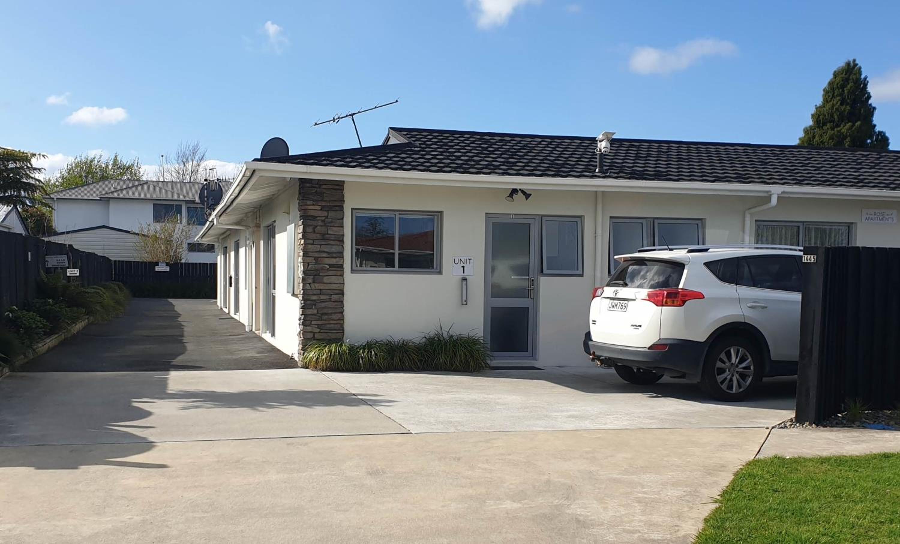 Superior Apartment - Photo 16