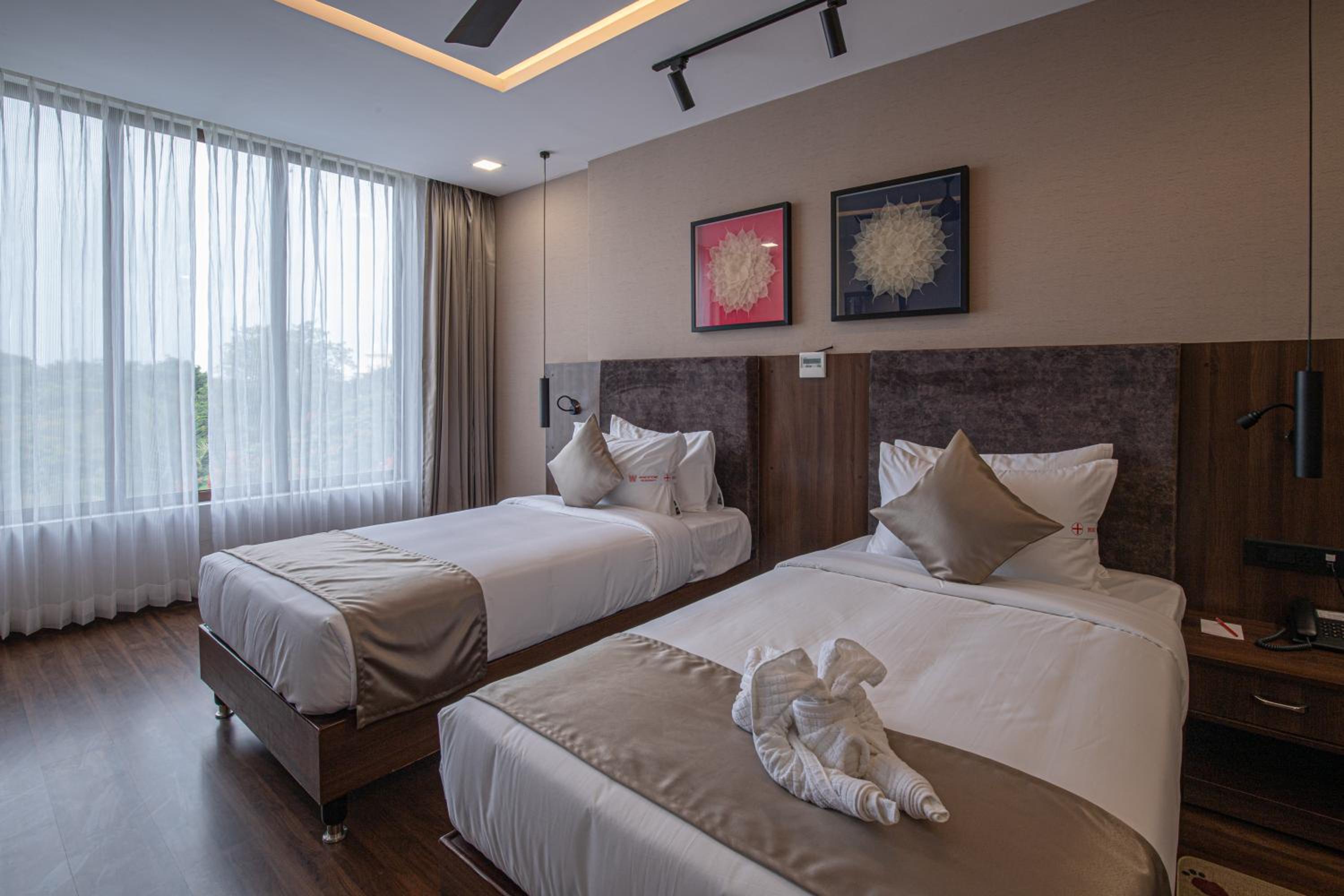 Deluxe Double or Twin Room - Photo 3