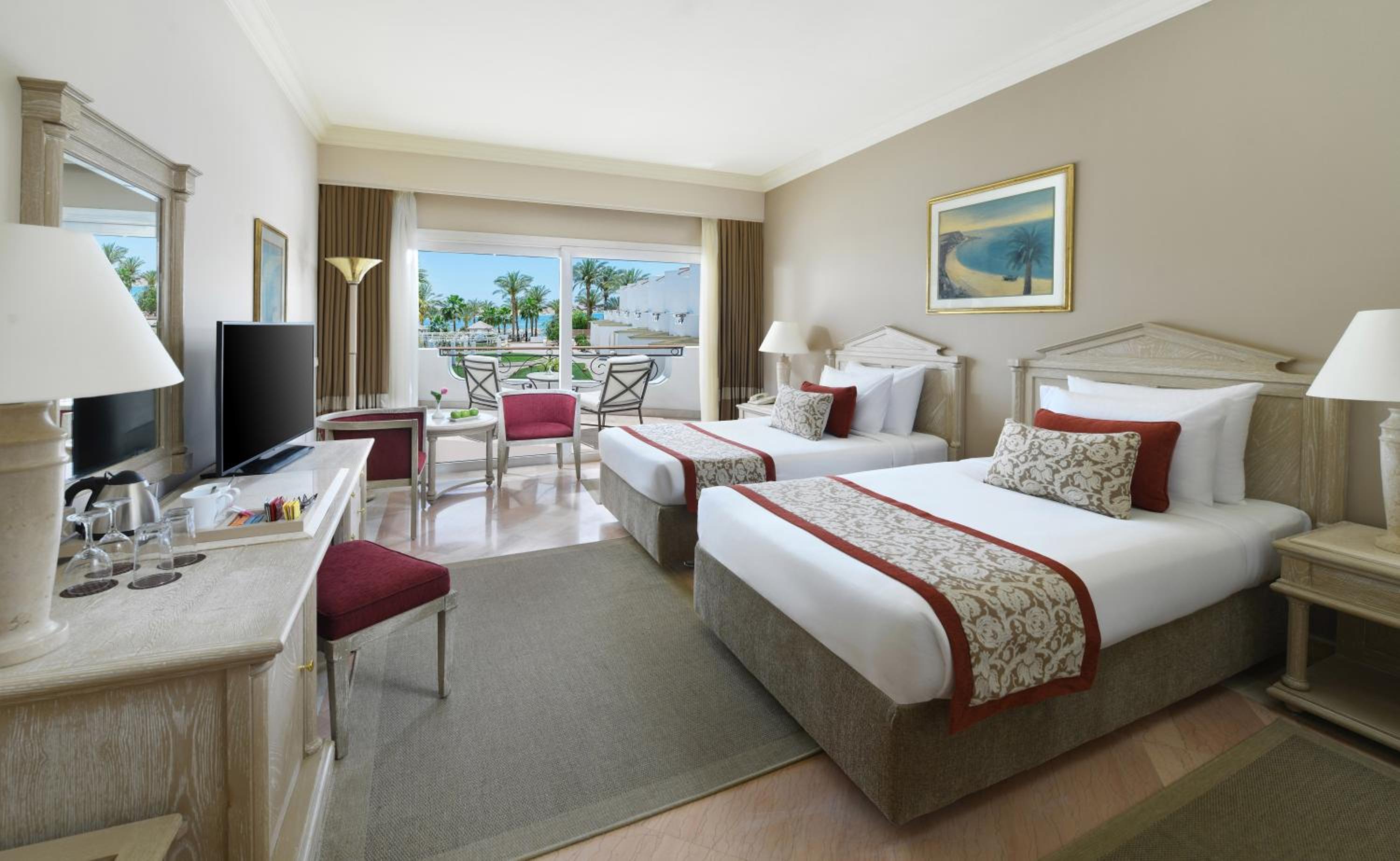 Superior Queen or Twin Bed Sea View