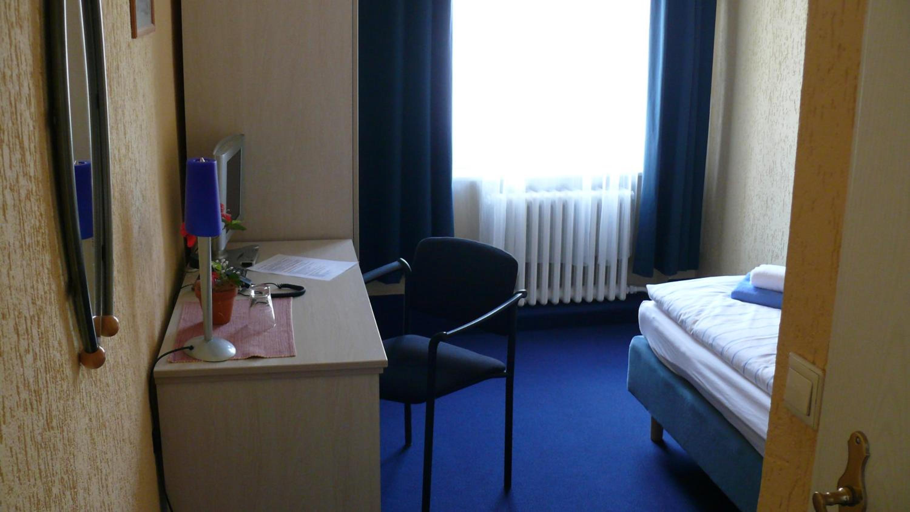Single Room photo 1