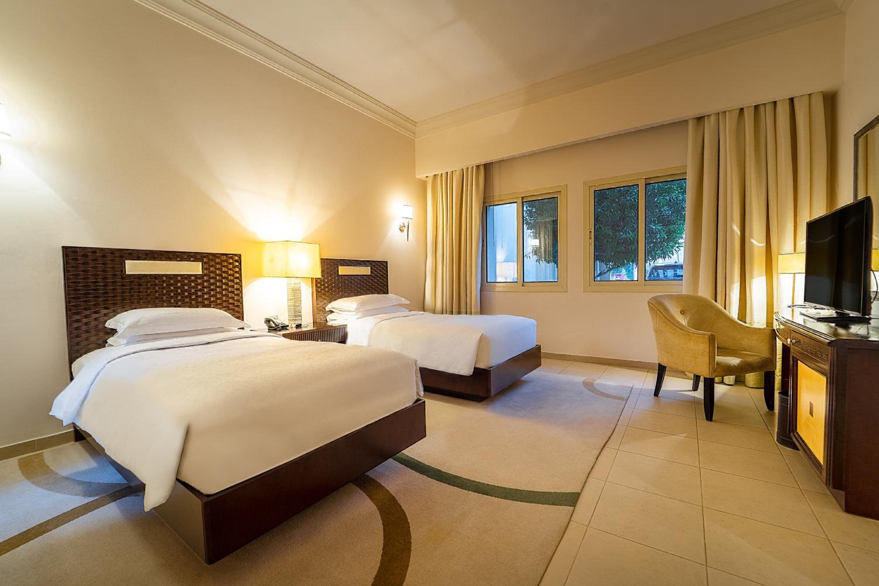 Three-Bedroom Villa - Ground Floor - Photo 3
