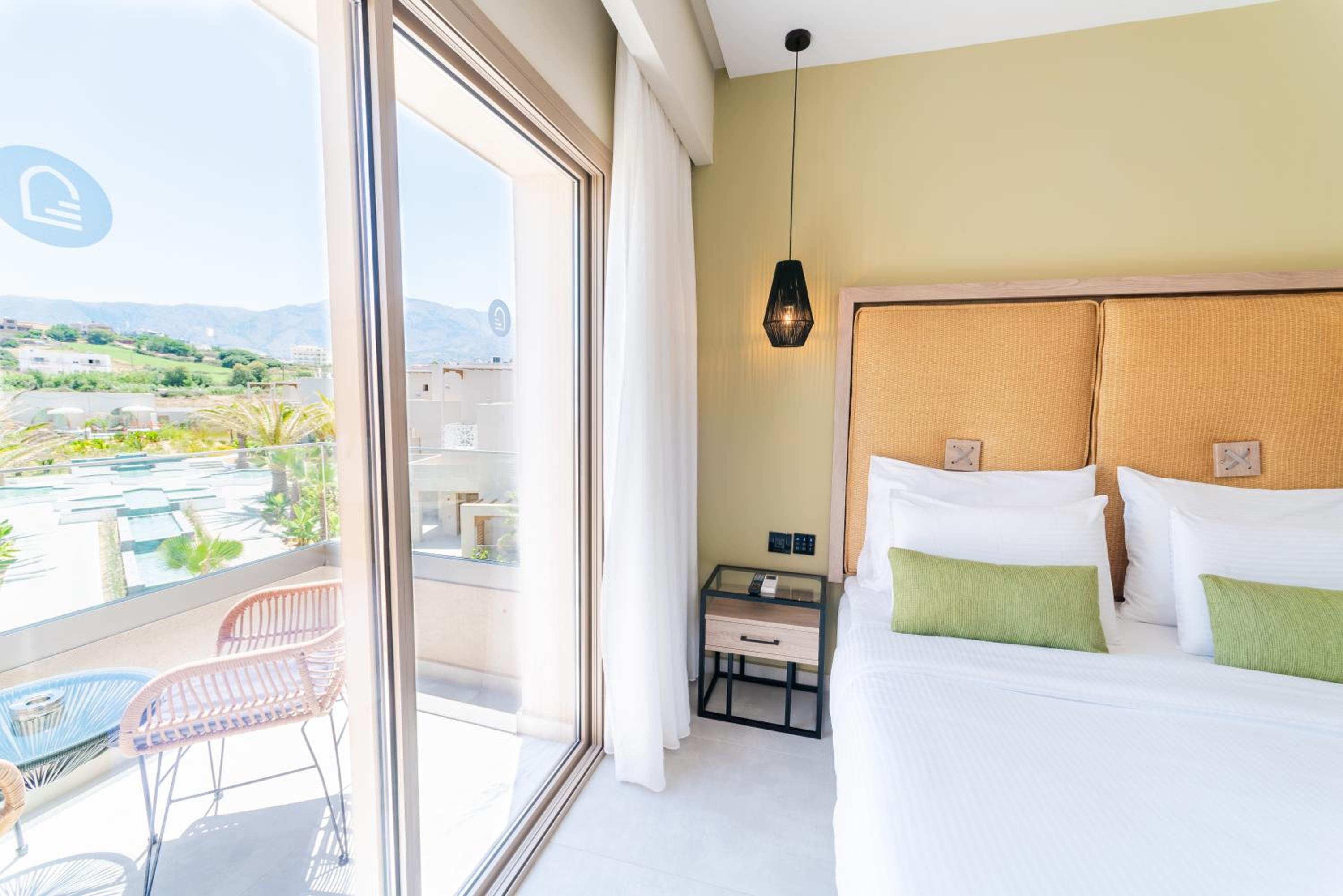 Cozy Double Room with Garden View photo 3