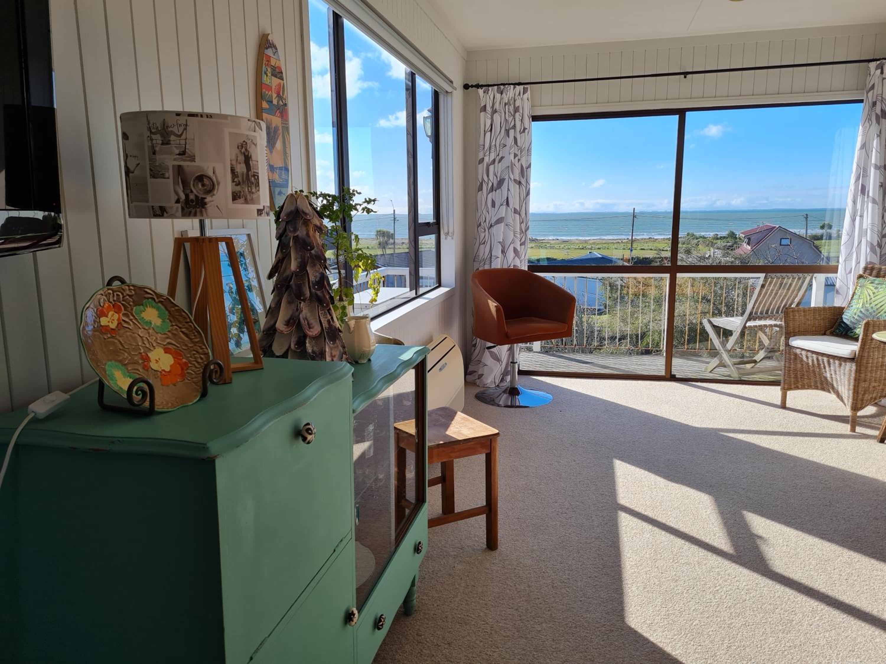 Three-Bedroom House - Photo 15