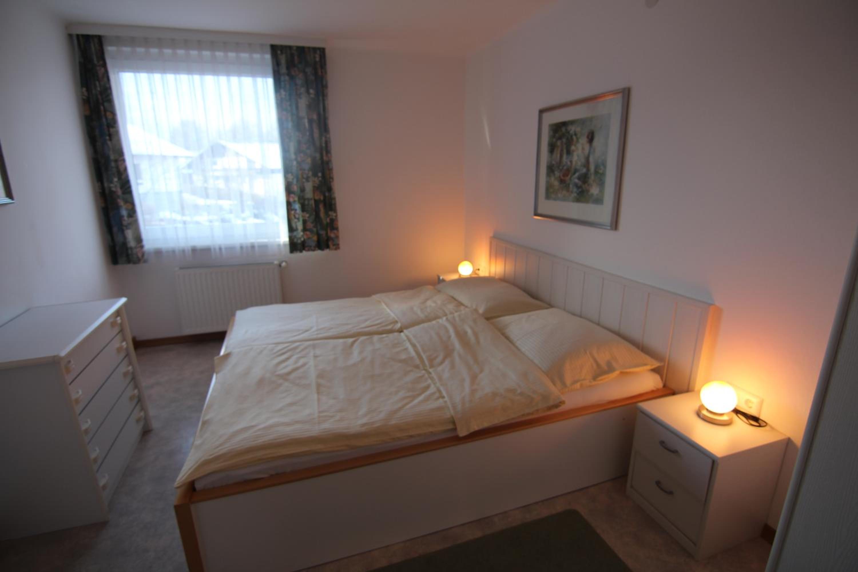 One-Bedroom Apartment with Balcony - H1 photo 1