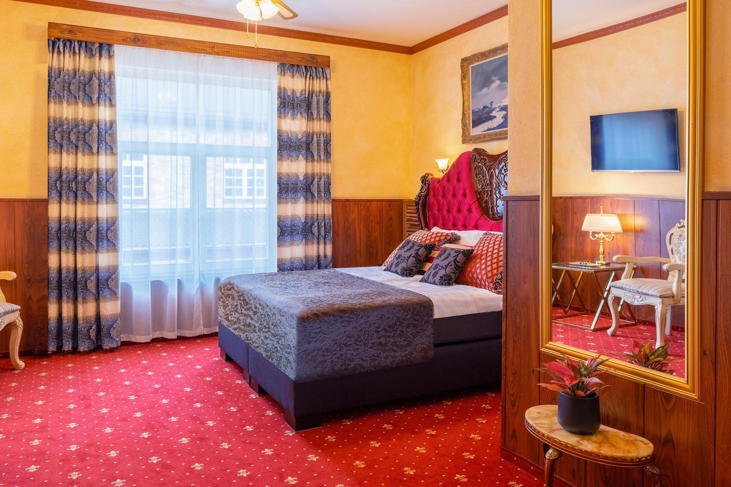 Superior Double or Twin Room photo 2