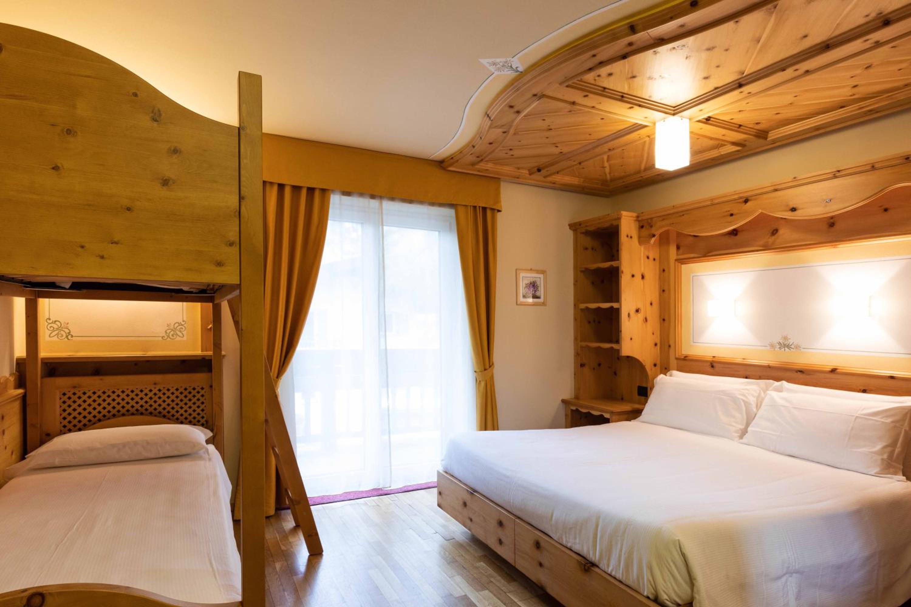 Standard Quadruple Room photo 1