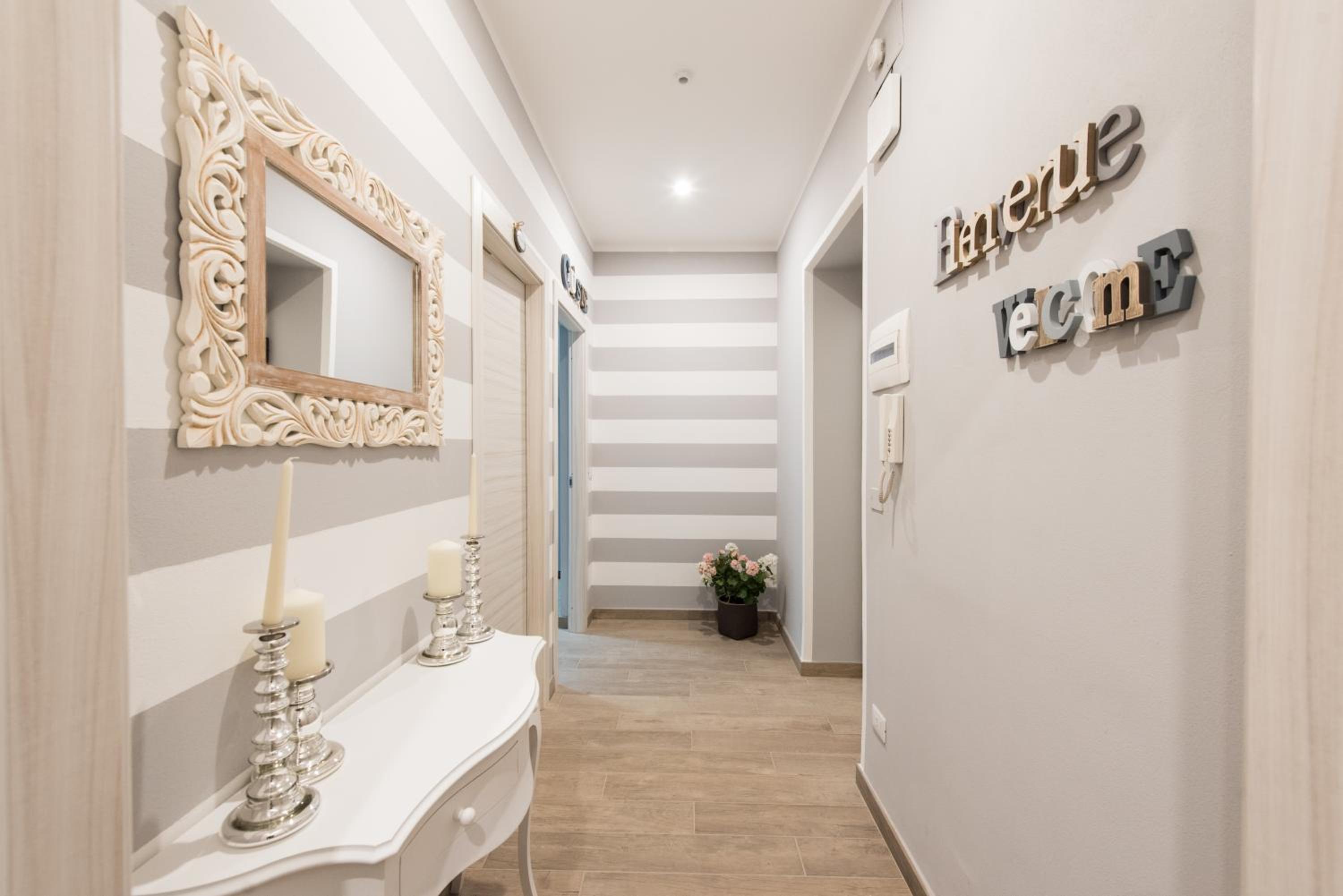 Deluxe Double Room with Shower
