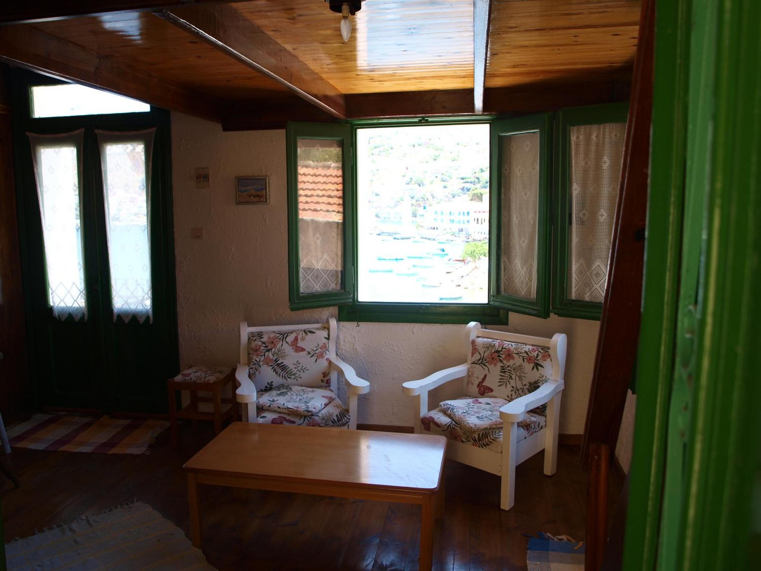 Studio - Split Level