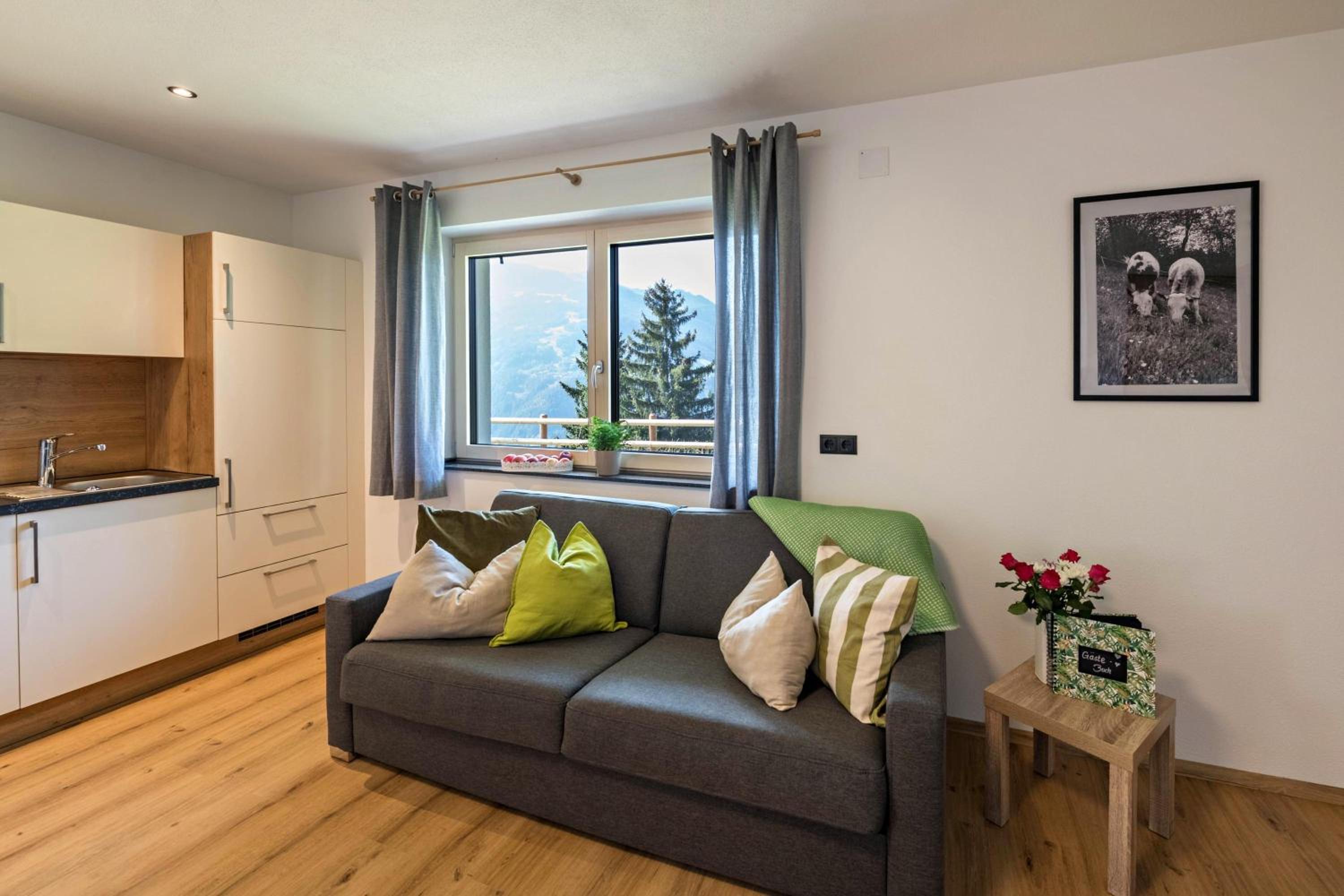 Two-Bedroom Deluxe Apartment with Garden View