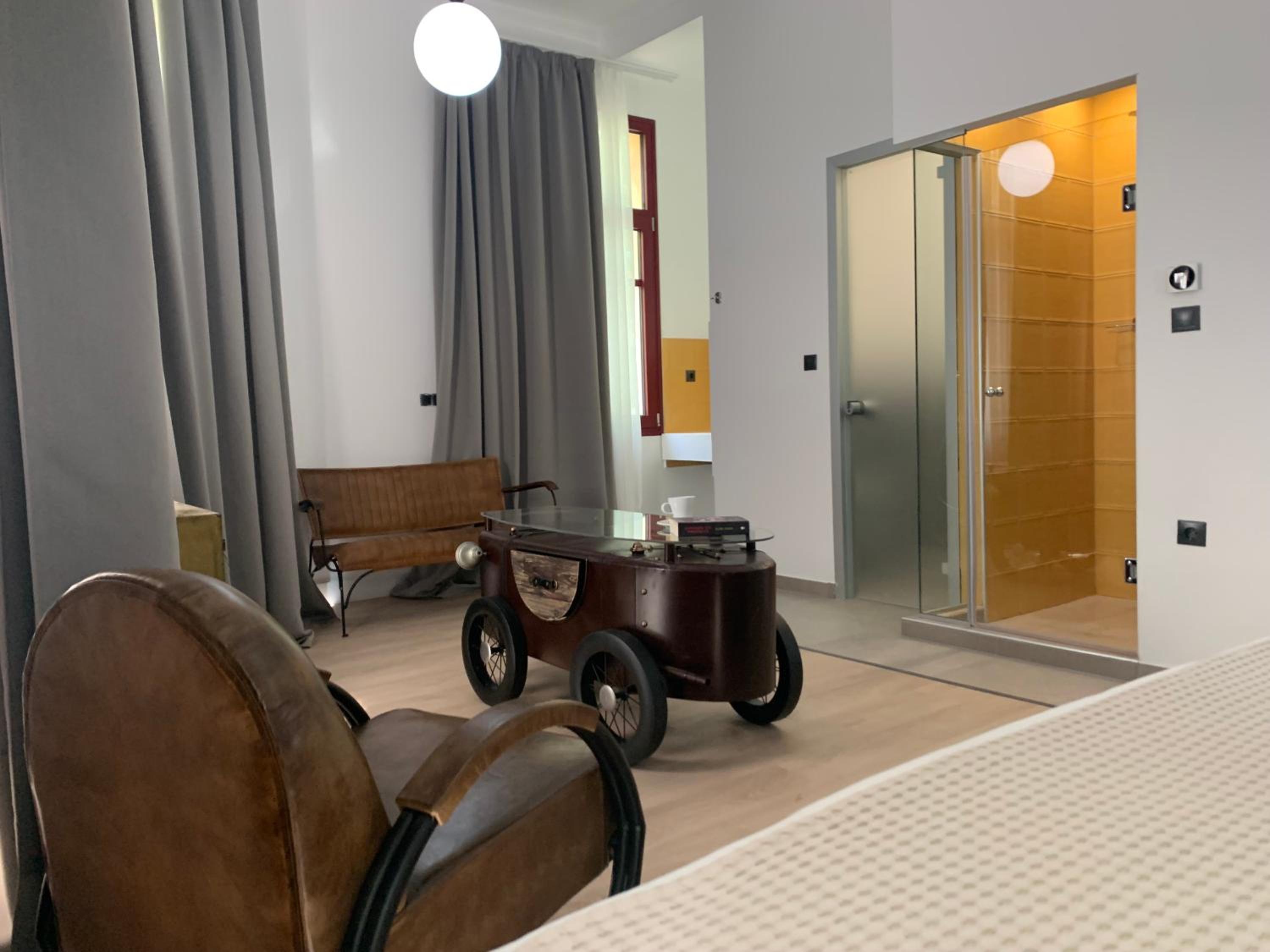 Superior Suite with King Size Bed