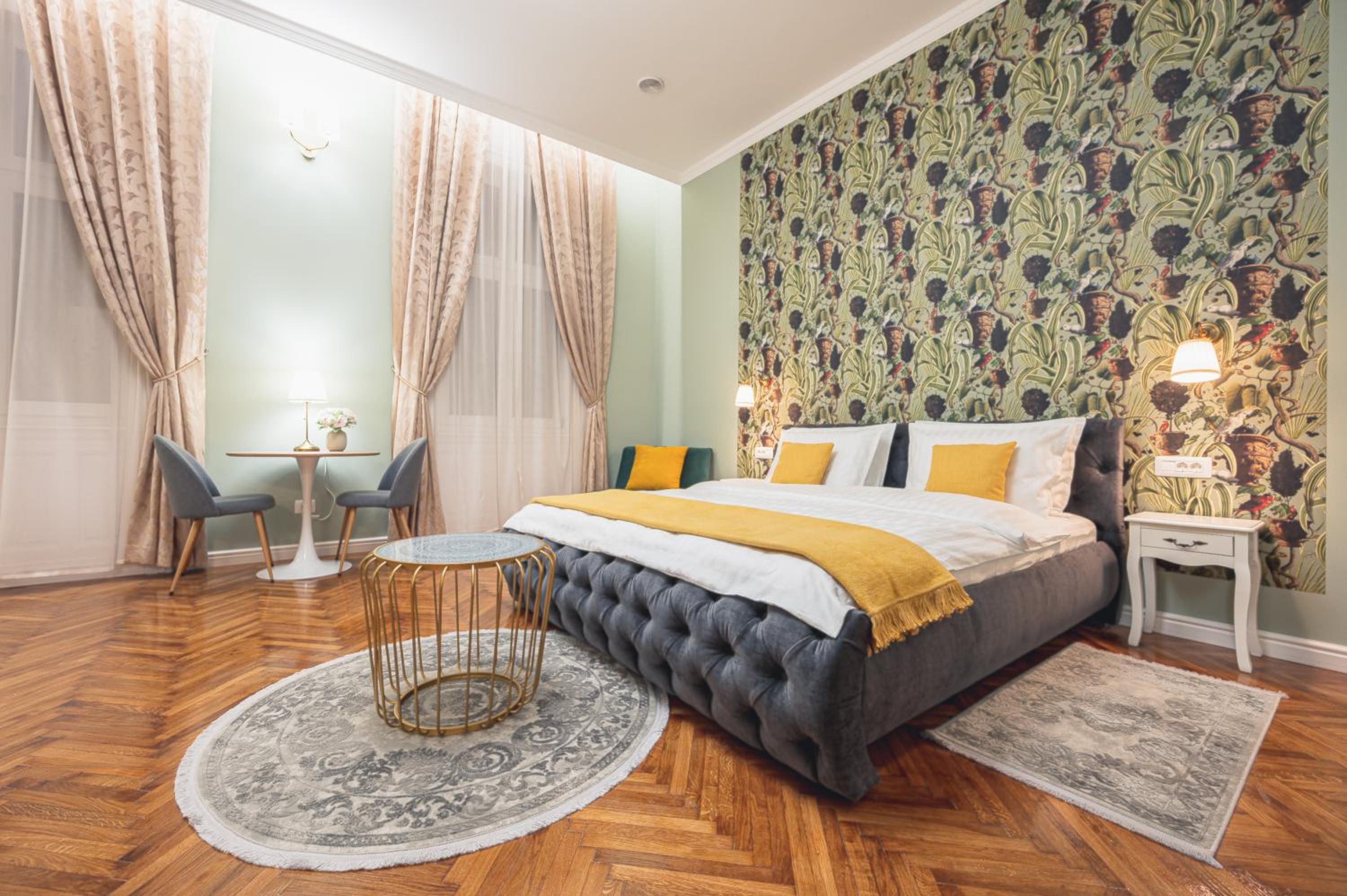 Apartment - Photo 4