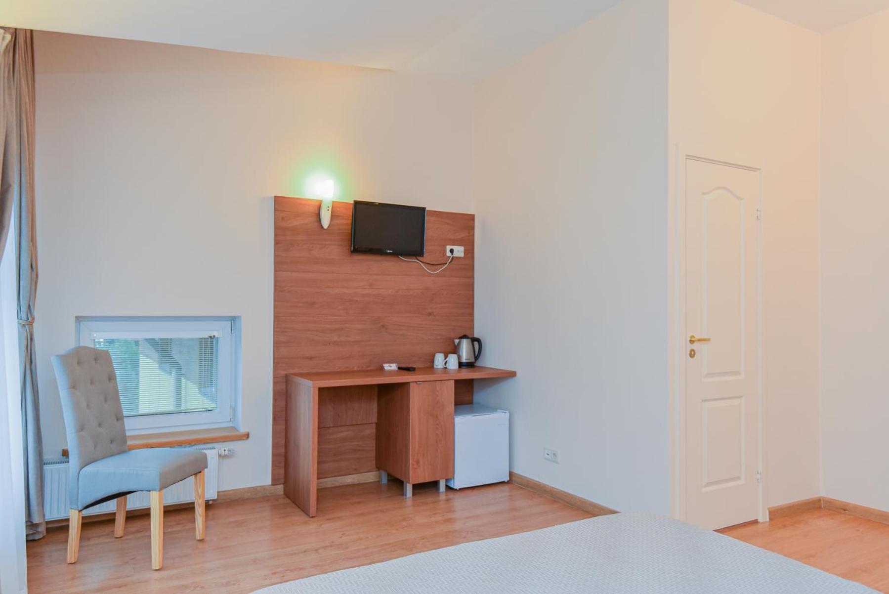 Double Room - Photo 15