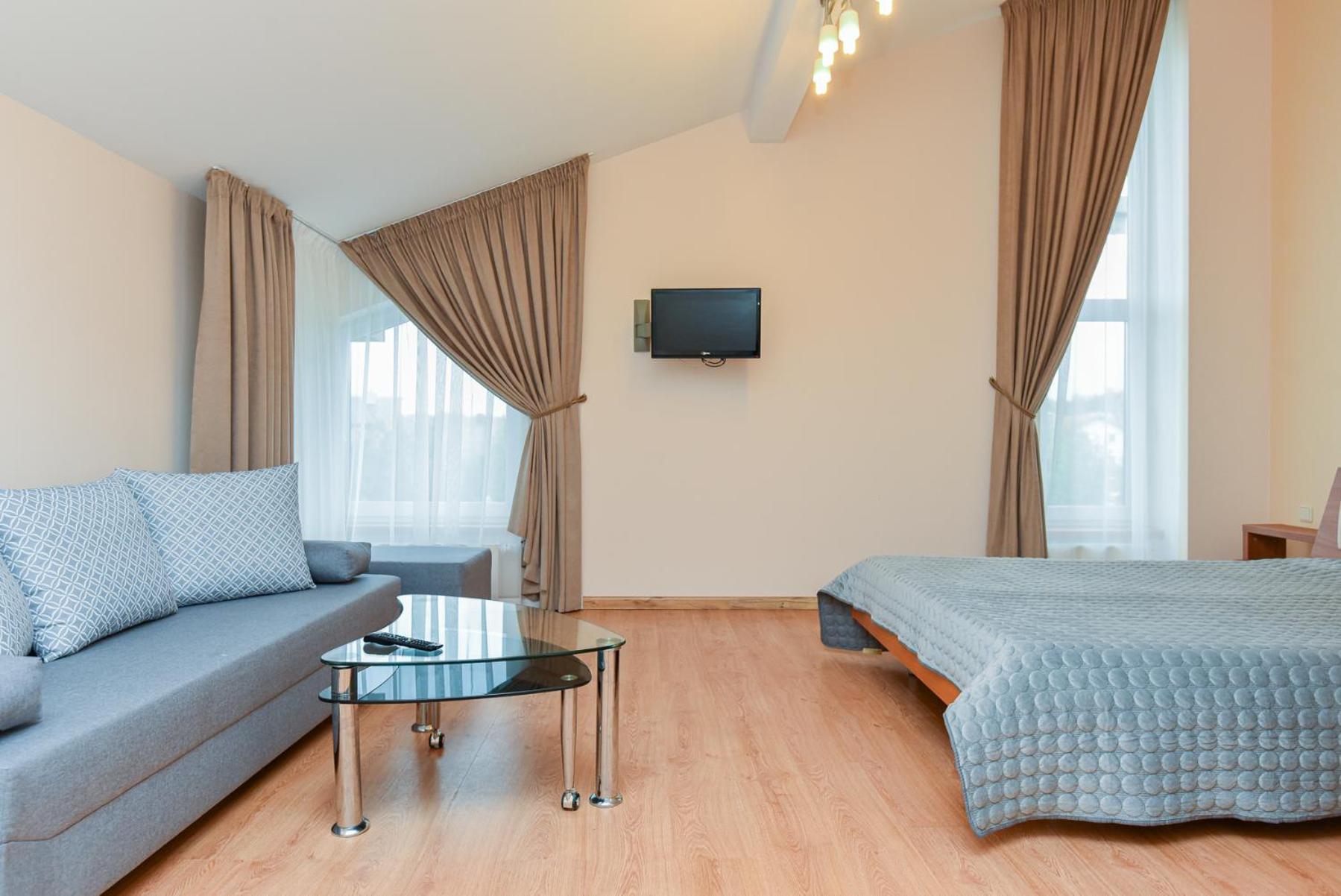 Double Room - Photo 9