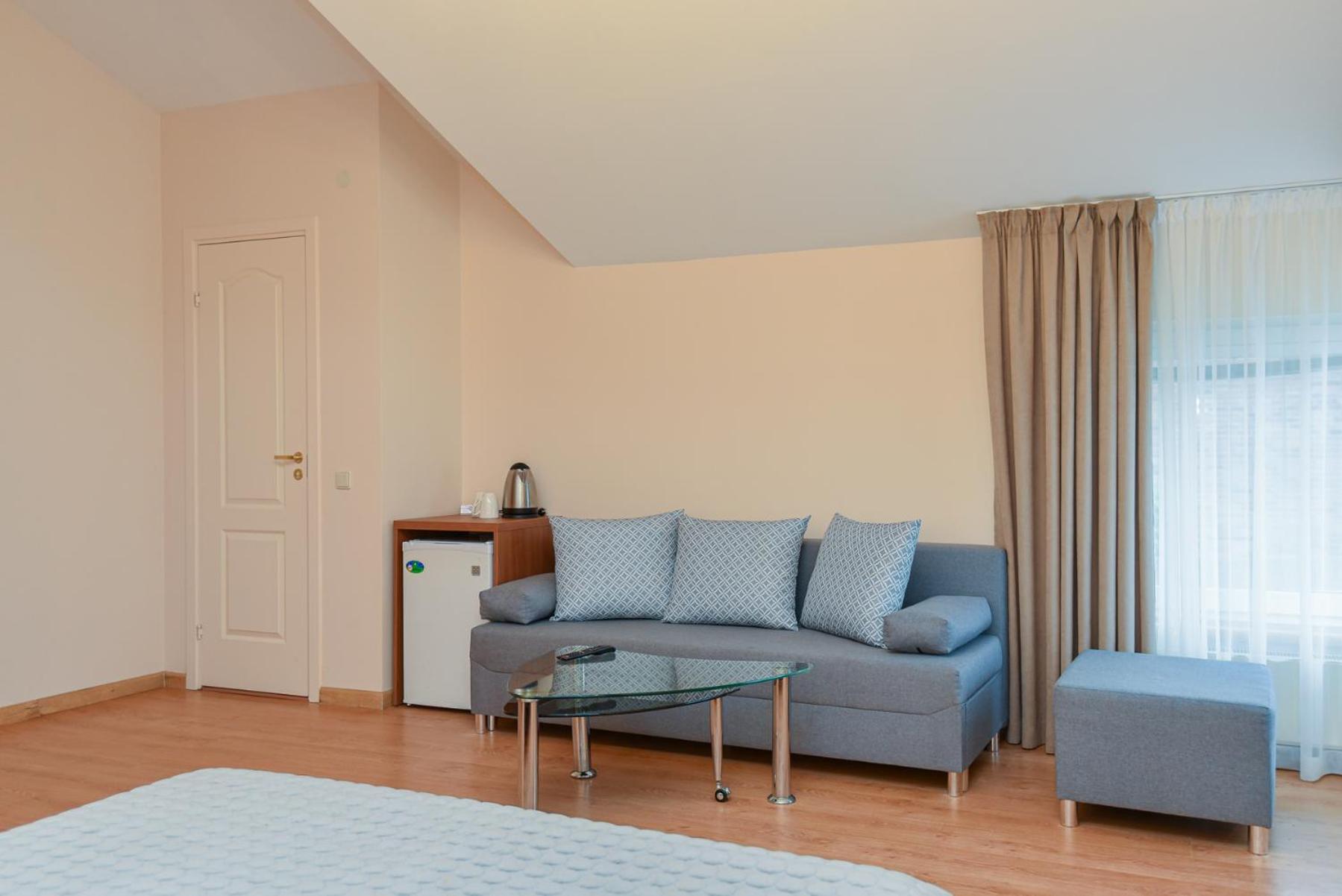 Double Room - Photo 14