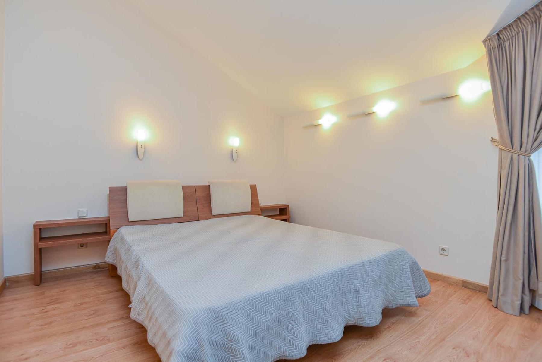 Double Room - Photo 5