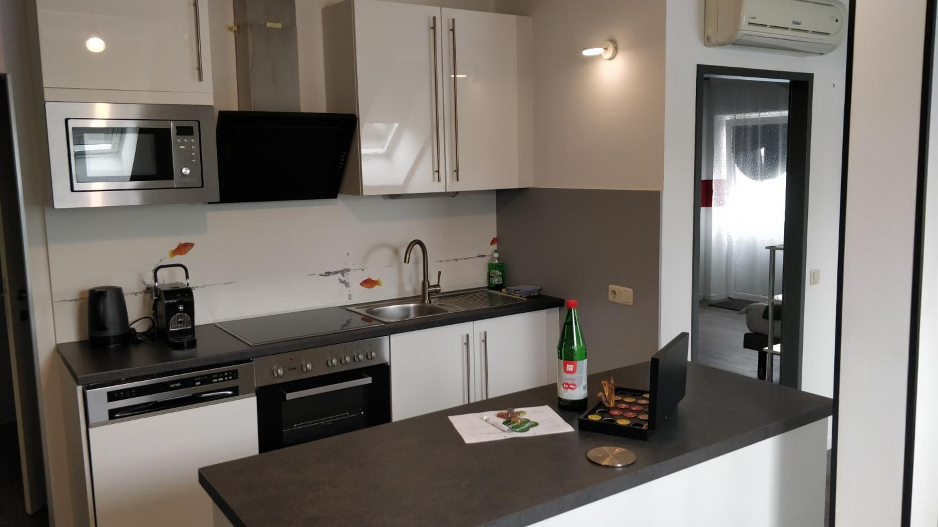 Apartment photo 2
