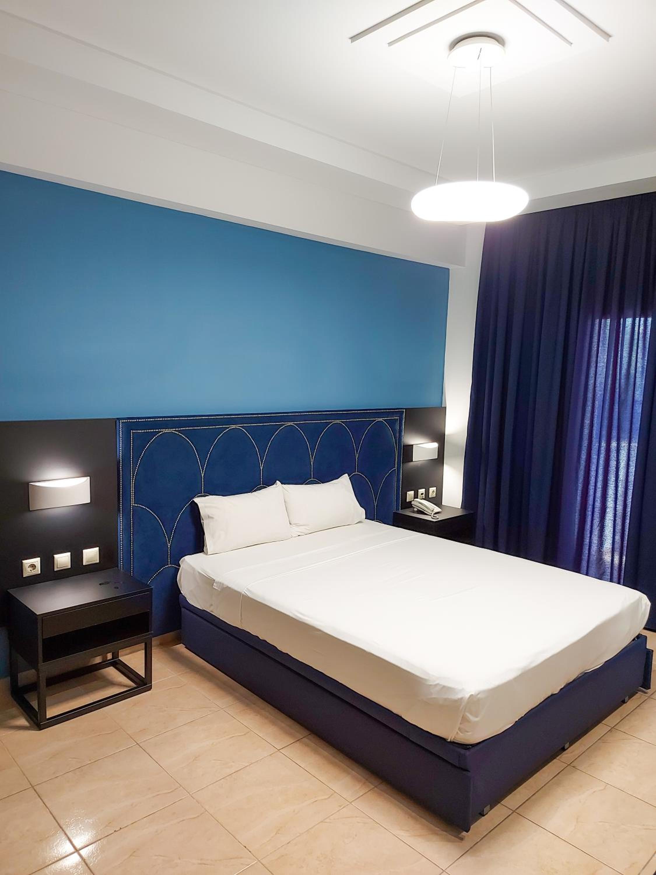 Double Room - Photo 3
