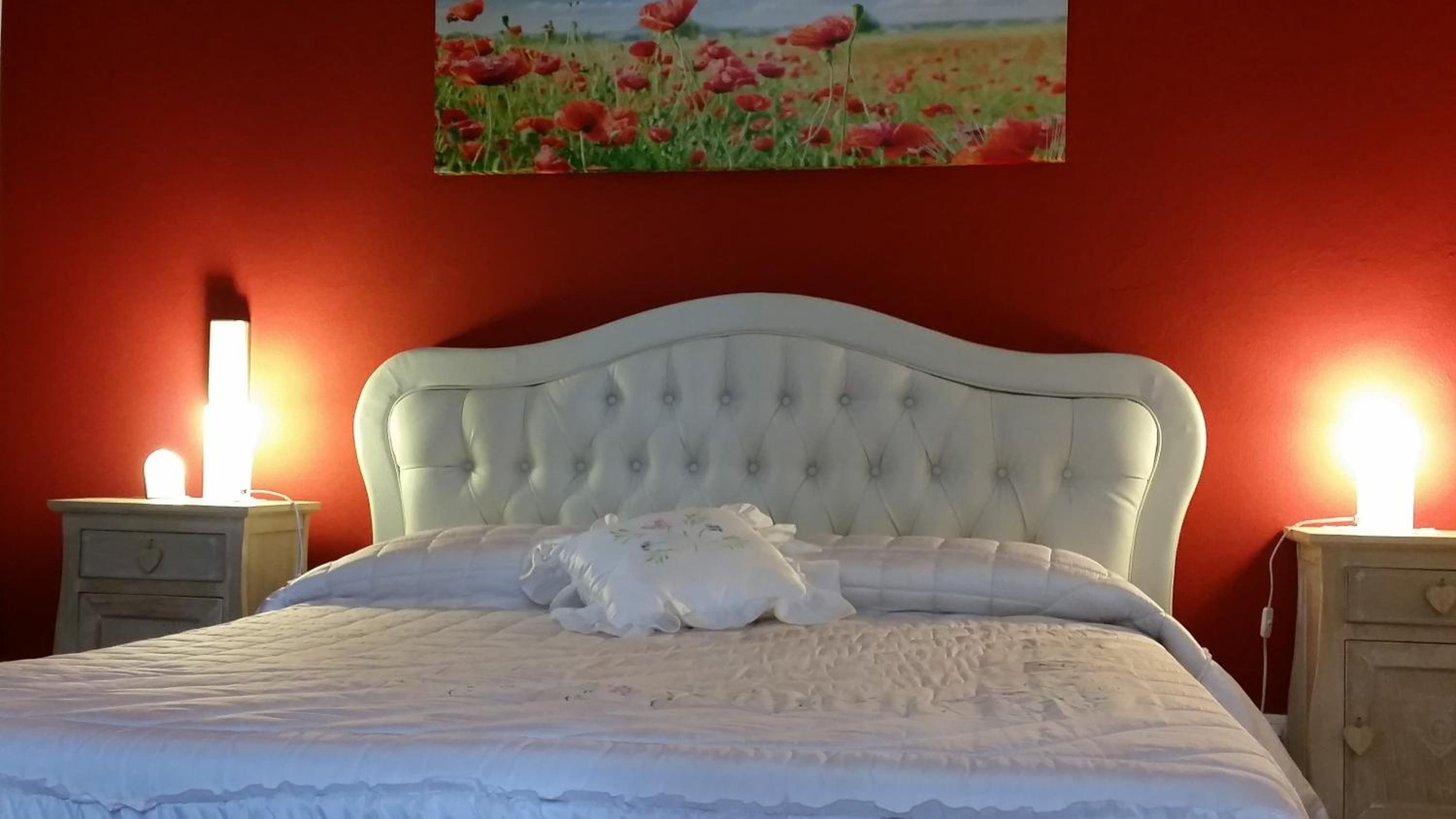 Quadruple Room with Private Bathroom - Photo 5
