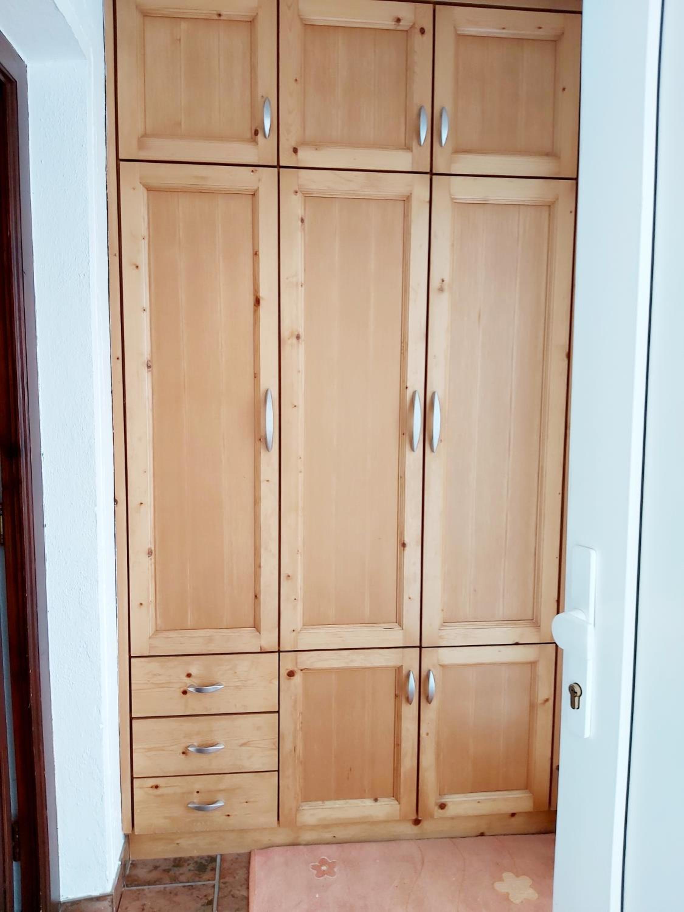 One-Bedroom Apartment - Photo 8